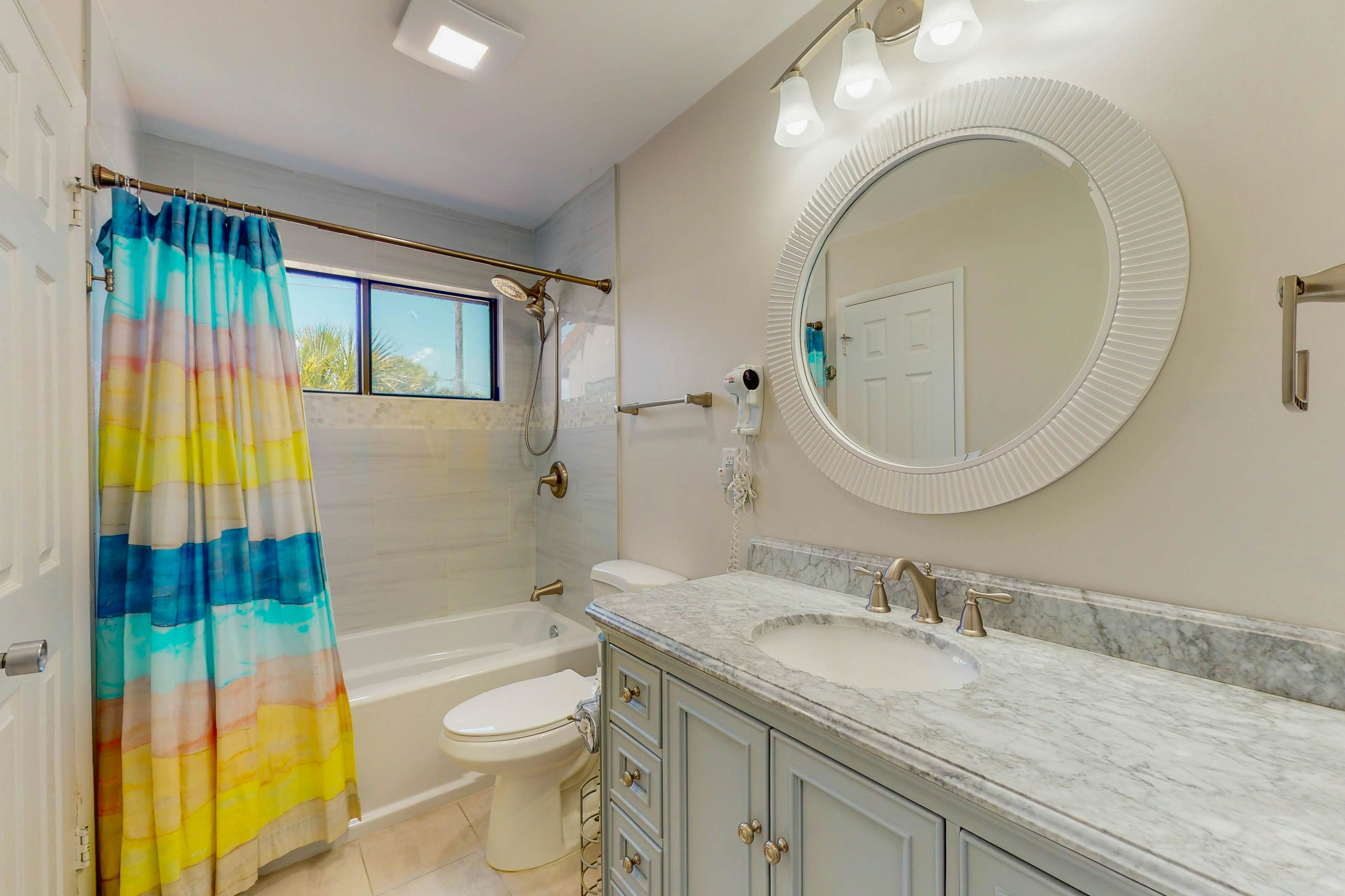 Court-Side Condo with Balcony Pool and Hot Tub