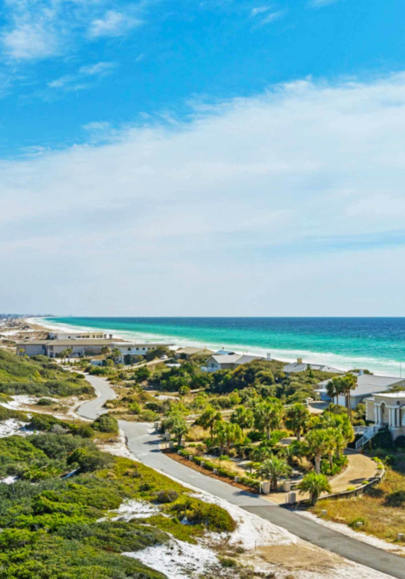 Beachfront Condo with Balcony Pool and Hot Tub