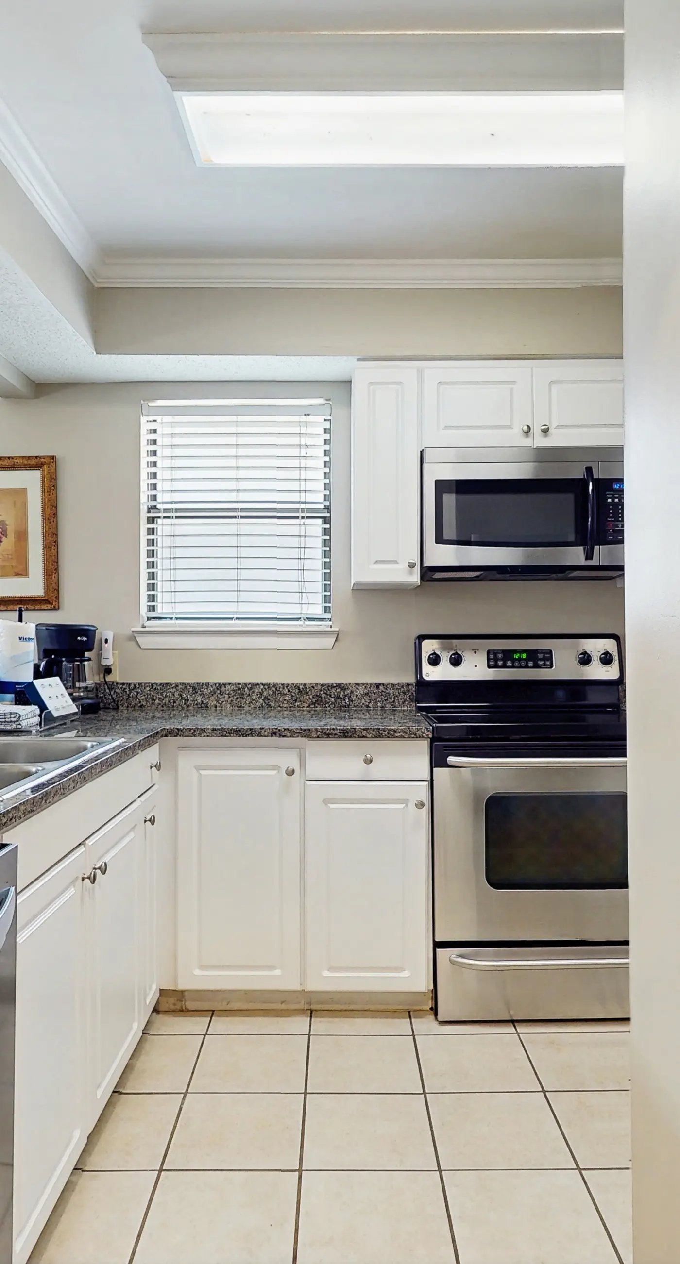 Tennis Village Condo with Pool and Hot Tub