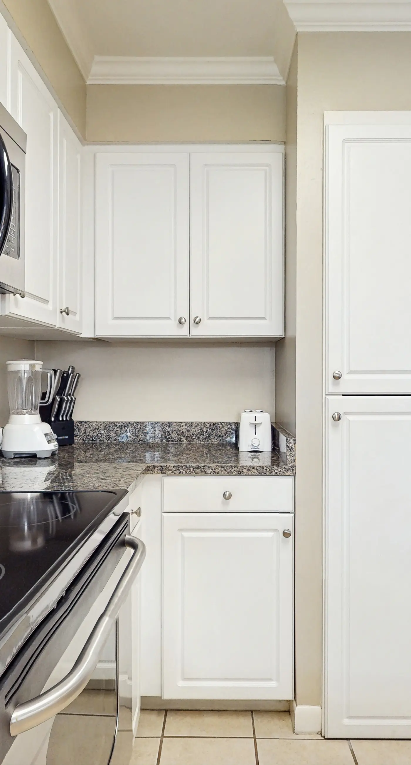 Tennis Village Condo with Pool and Hot Tub