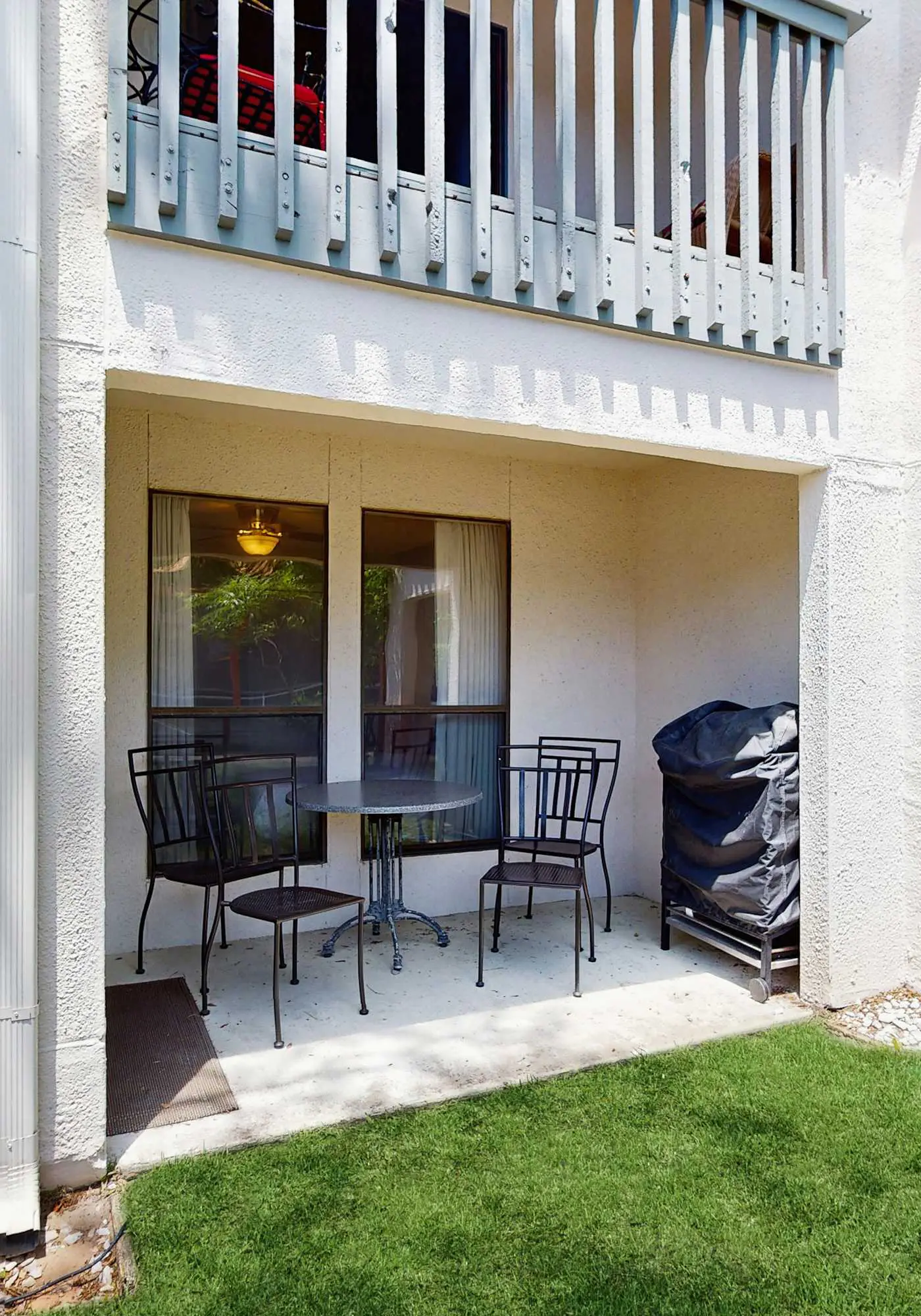Exclusive Beach Access, Pool & Tennis Courts
