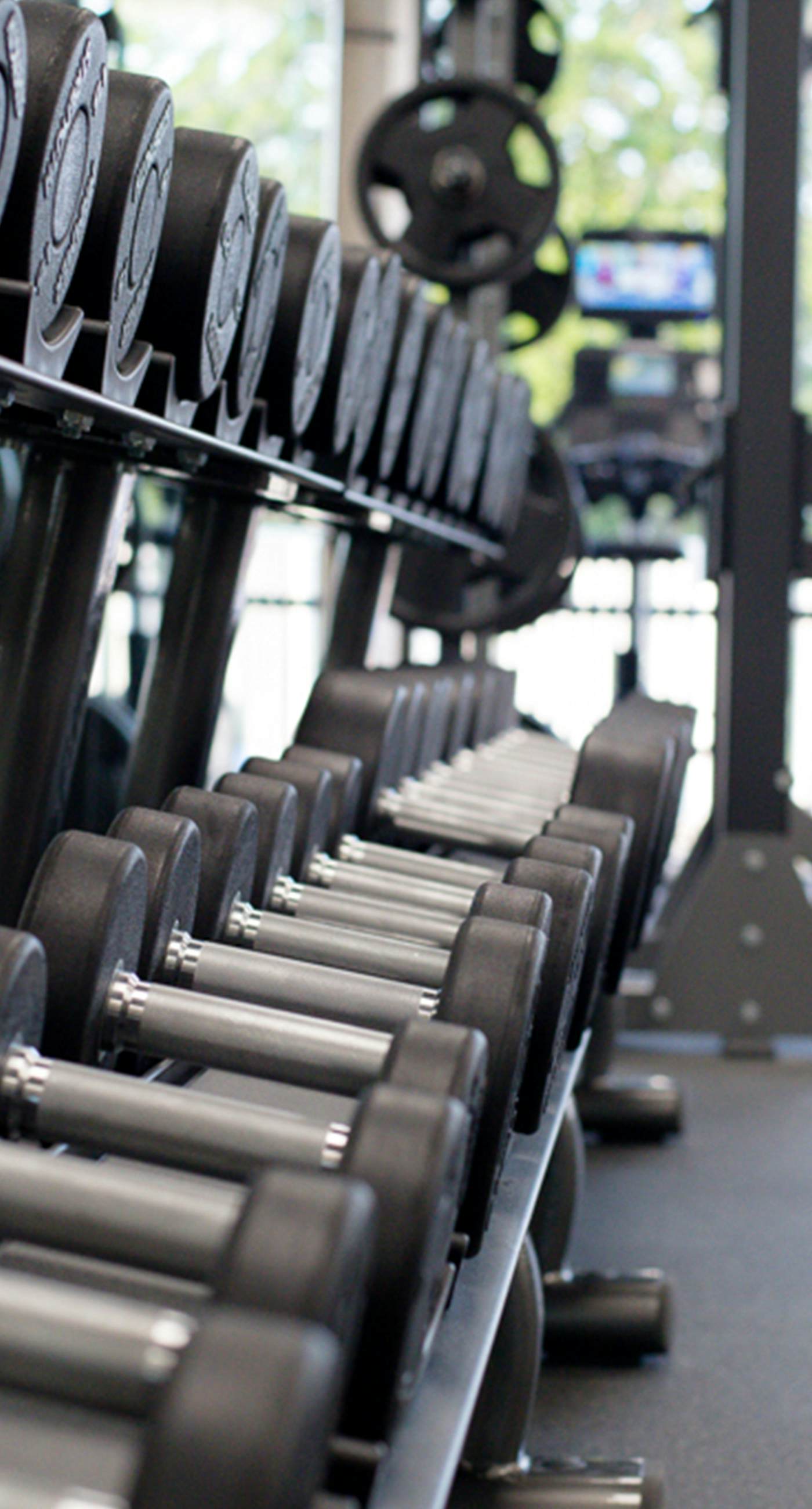 Bright Resort Condo with Pools Hot Tub and Gym