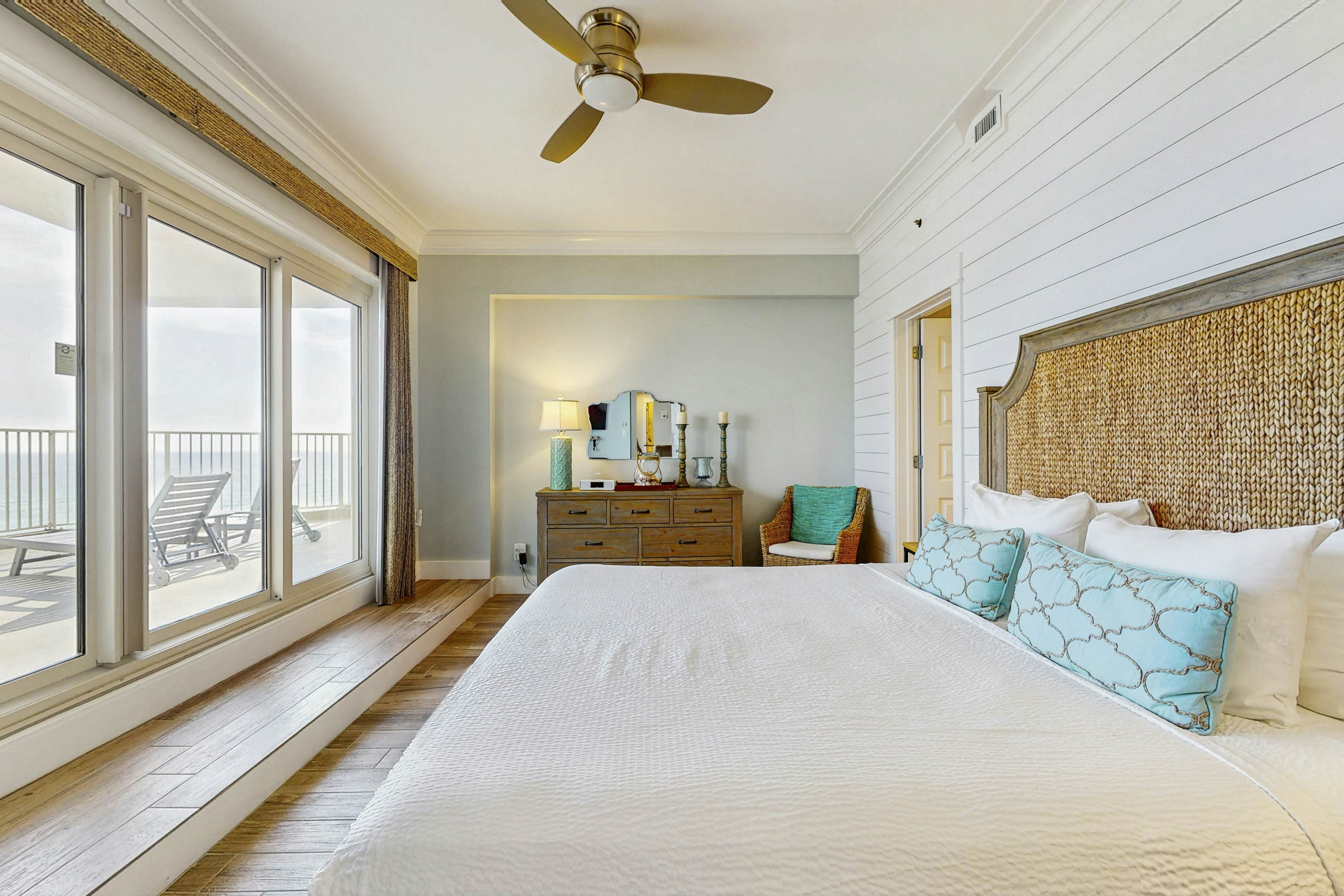 Large Beachfront Villa with Balconies and Pool