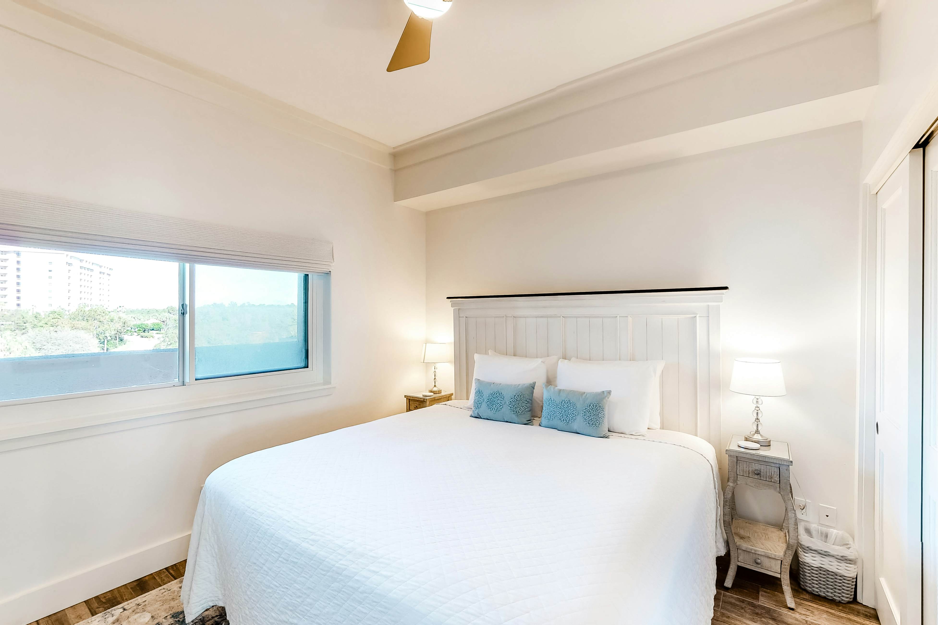 Bright Waterfront Condo with Pool and Hot Tub