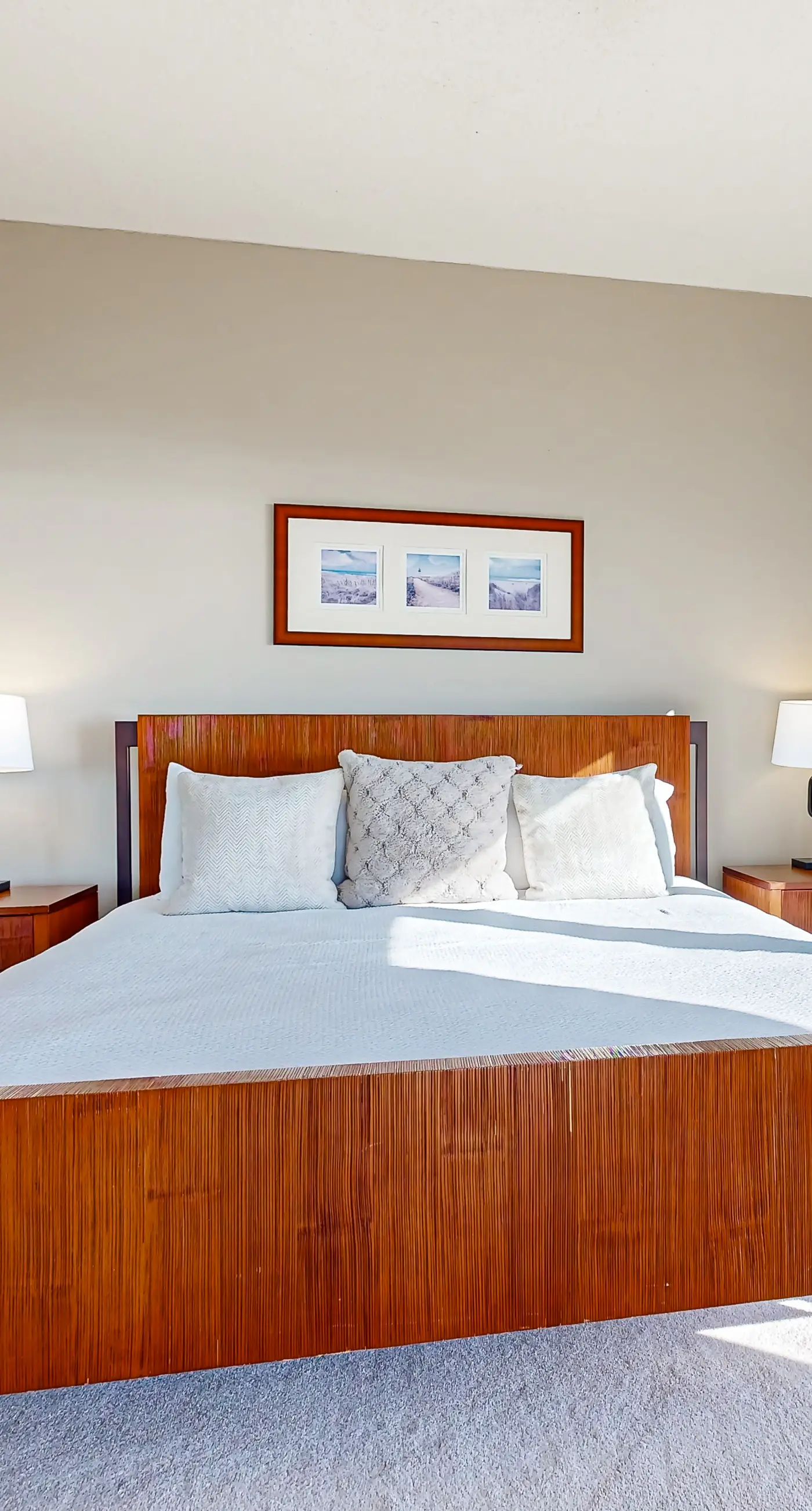 Oceanview Condo with Pool Hot Tub and Gym