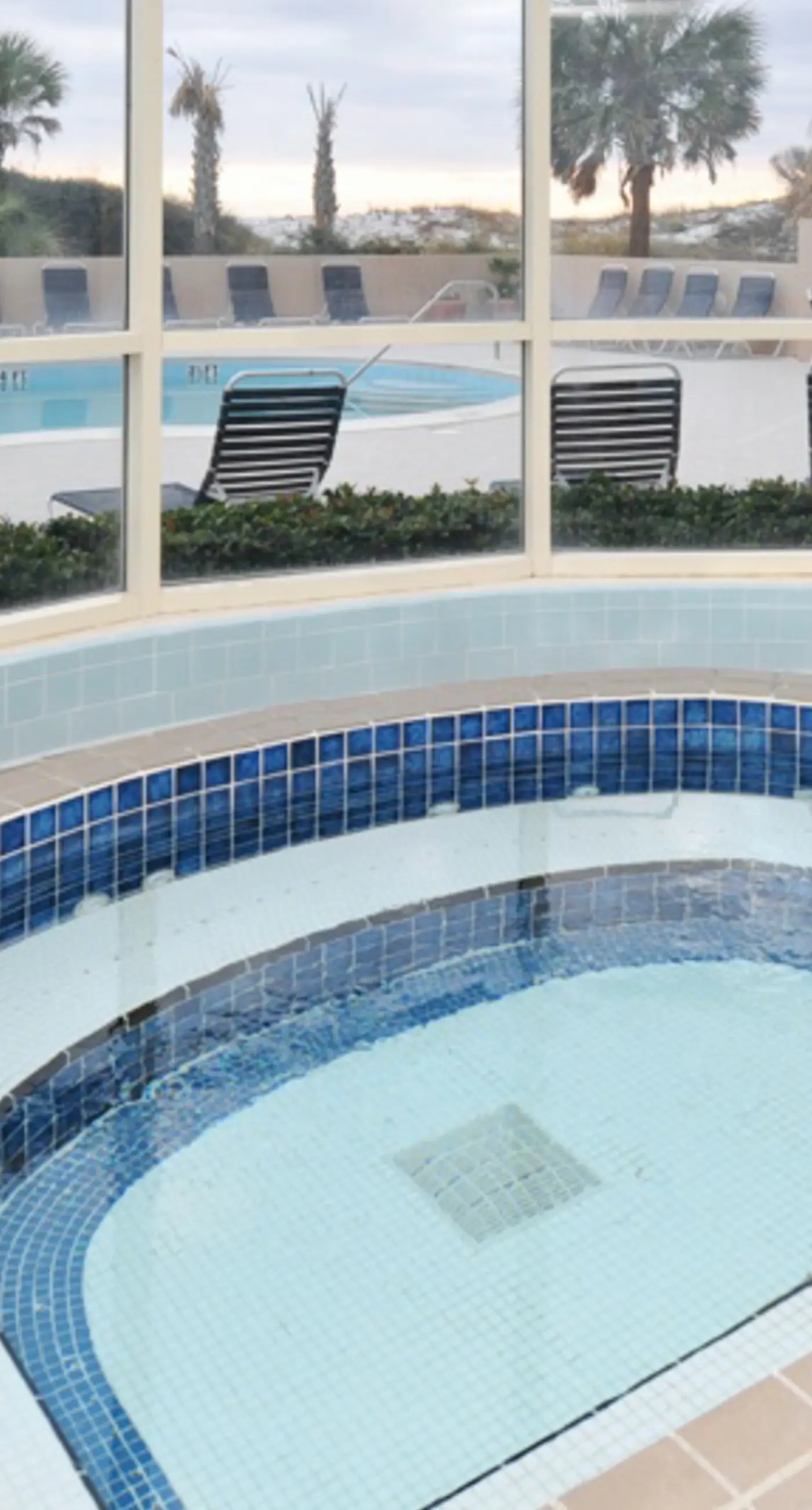 Oceanview Condo with Pool Hot Tub and Gym