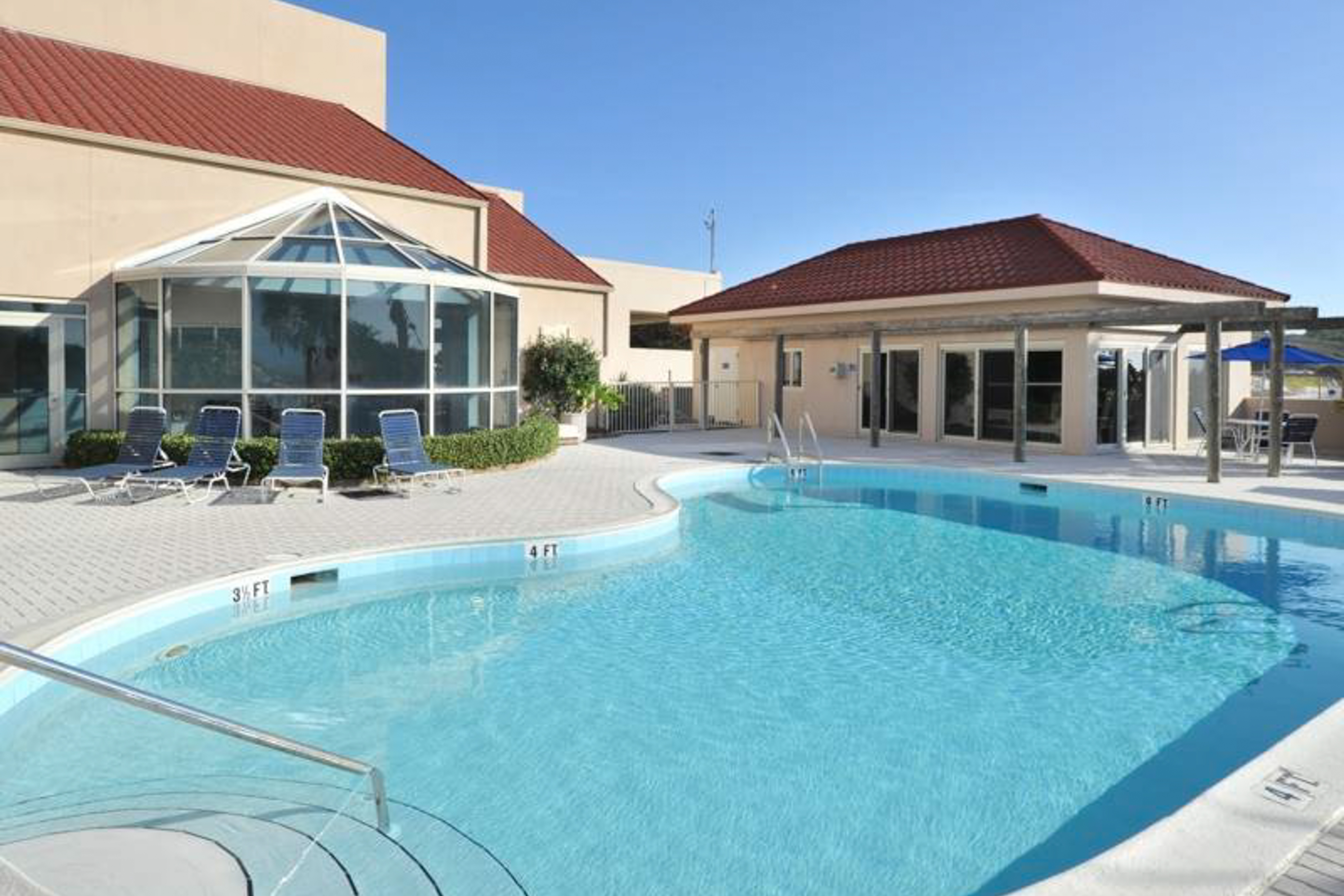 Gulffront Villa with Pool Hot Tub and Sauna