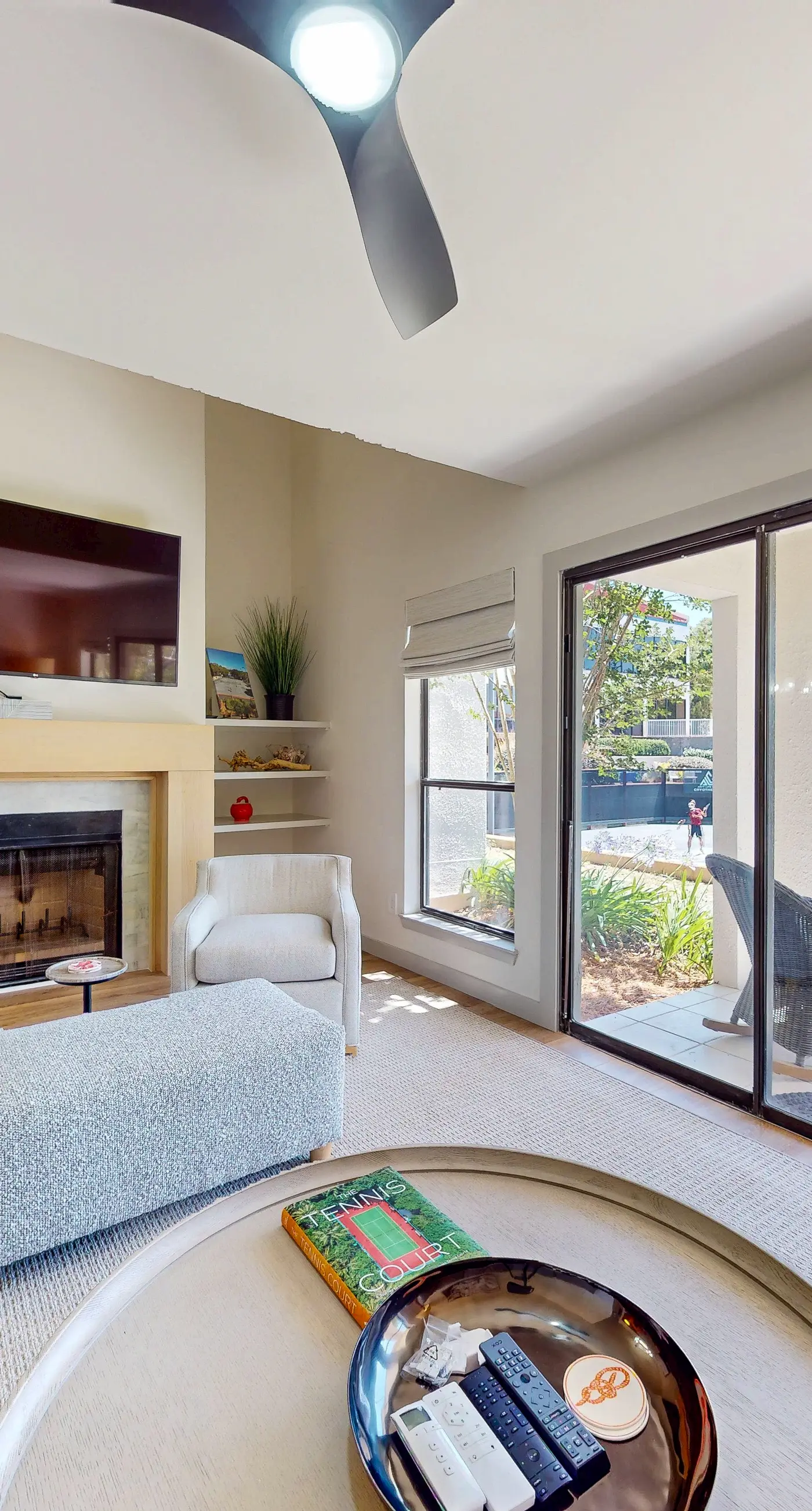 Spacious Condo with Pool and Resort Amenities