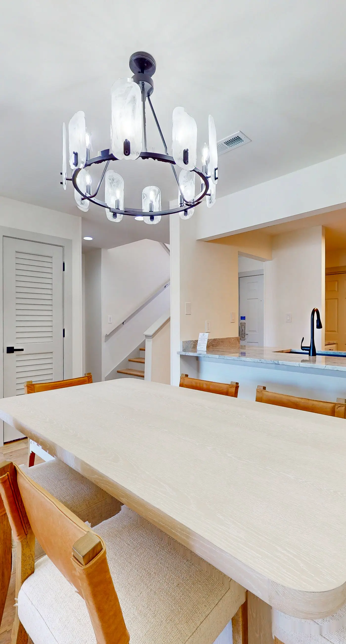 Spacious Condo with Pool and Resort Amenities