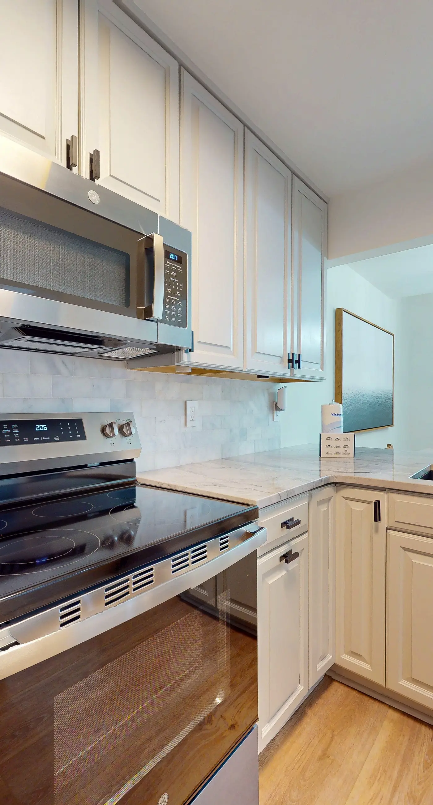 Spacious Condo with Pool and Resort Amenities