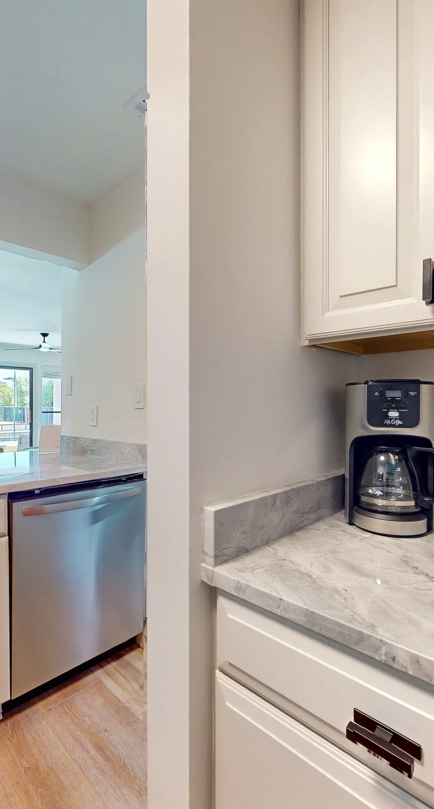 Spacious Condo with Pool and Resort Amenities