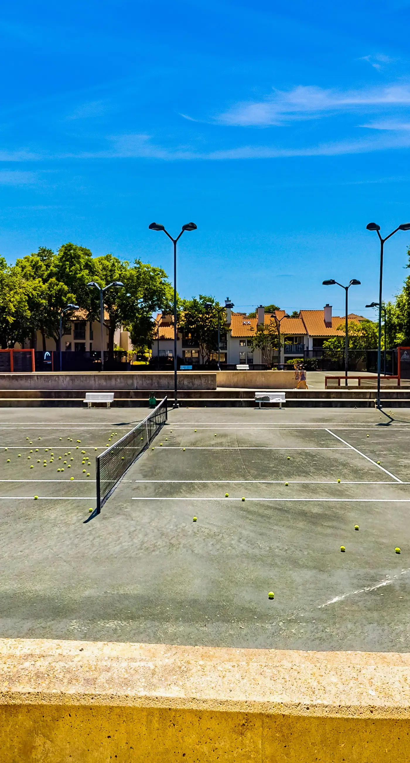 Spacious Condo with Pool and Resort Amenities
