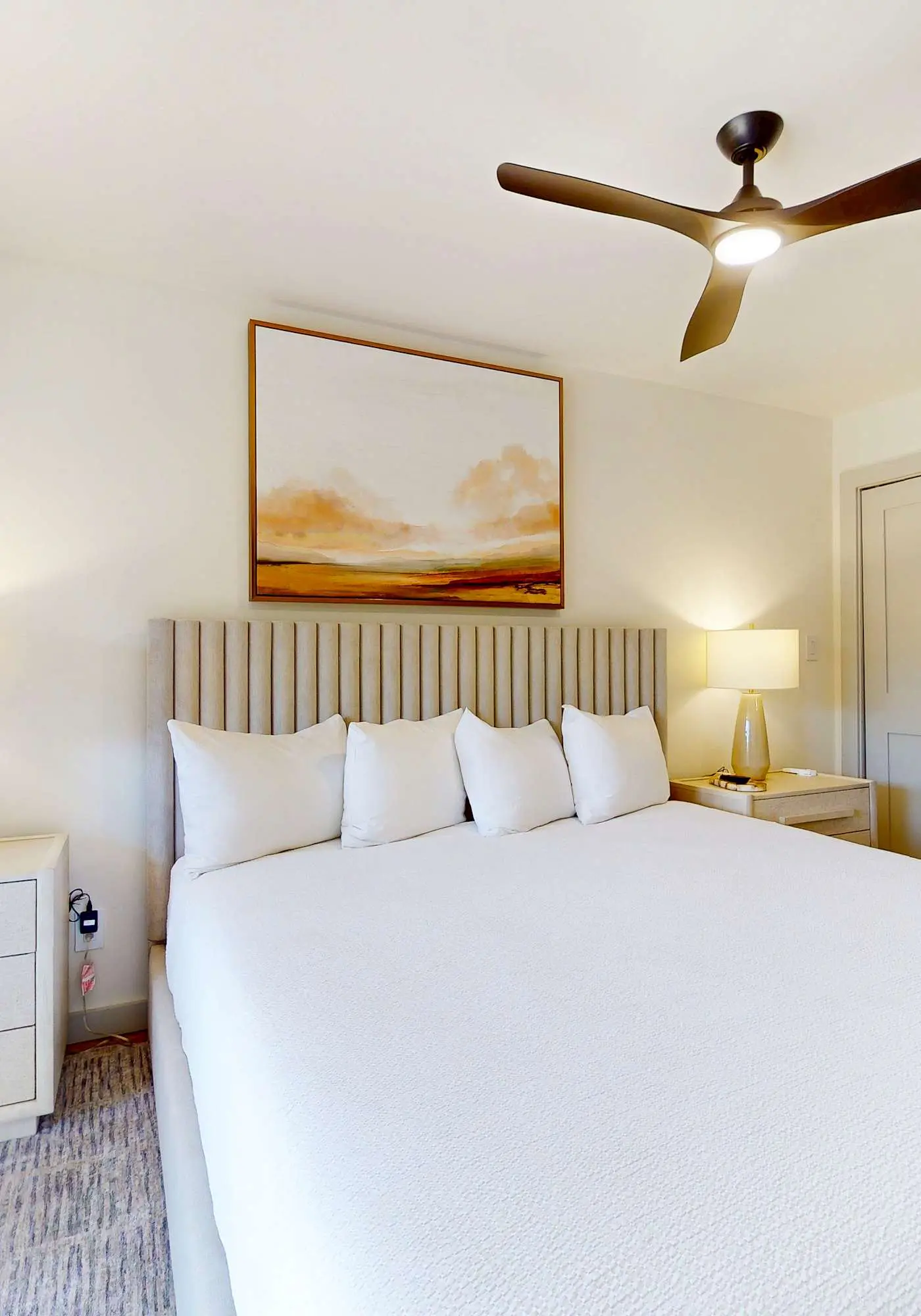 Steps to beach, private tennis & pool access