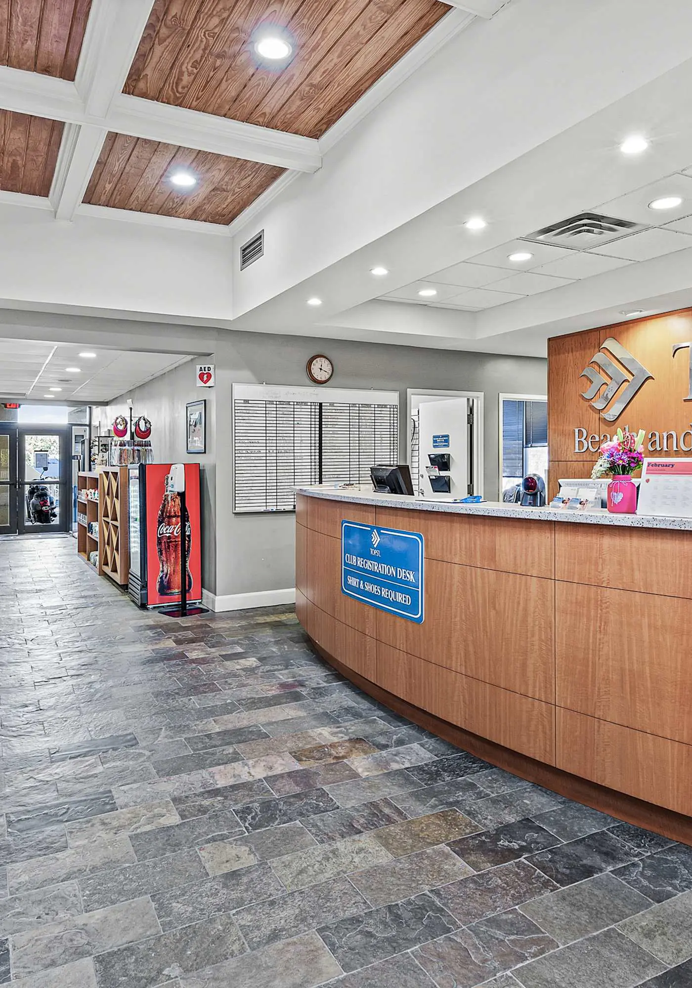 Steps to beach, private tennis & pool access