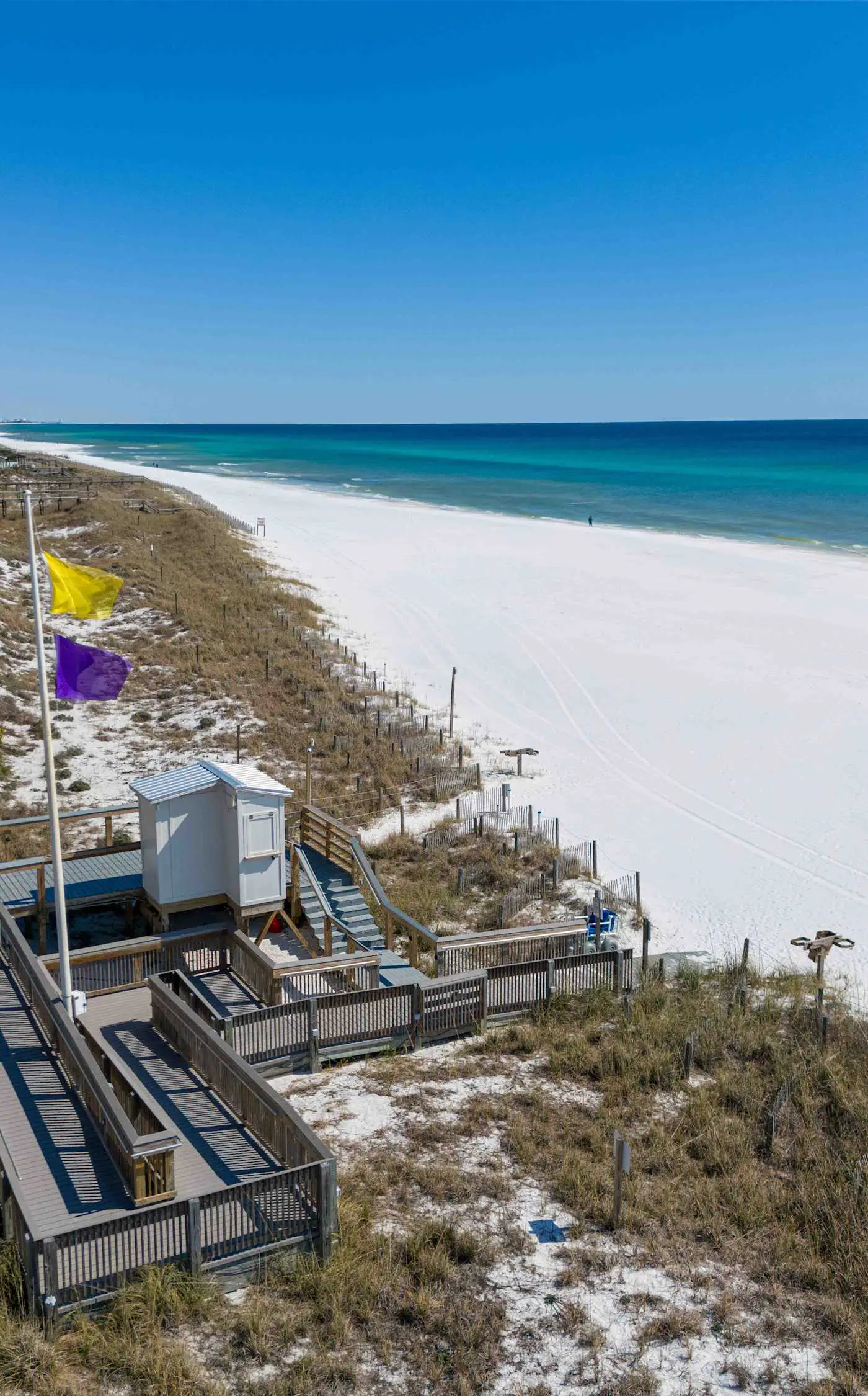 Exclusive 2BR: Beach, Pool & Tennis
