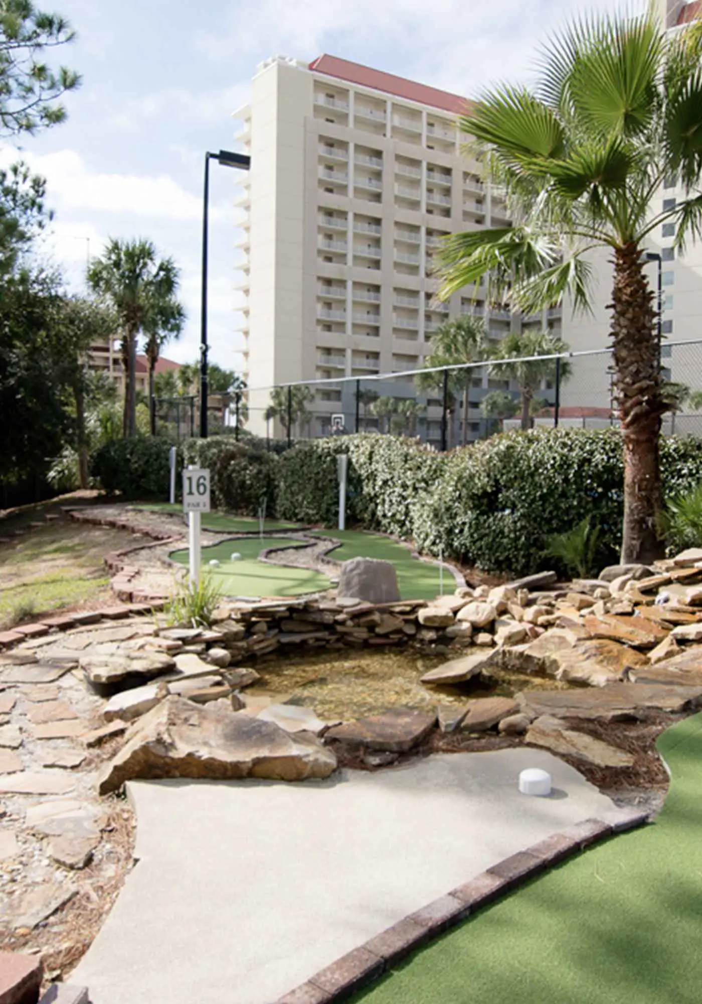 Exclusive 2BR: Beach, Pool & Tennis