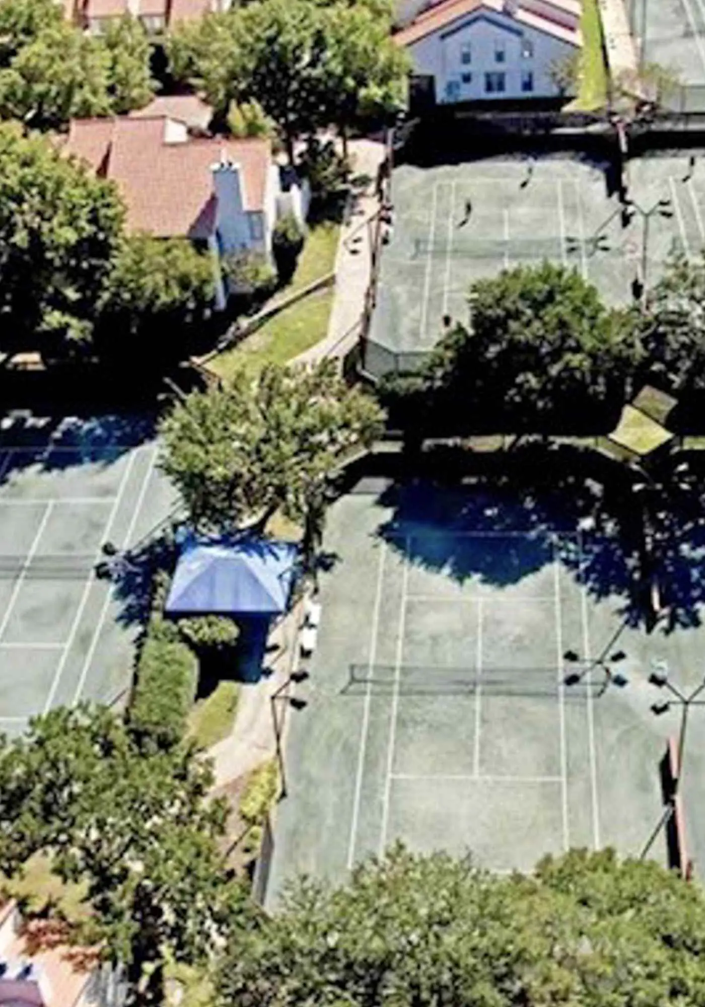 Exclusive 2BR: Beach, Pool & Tennis
