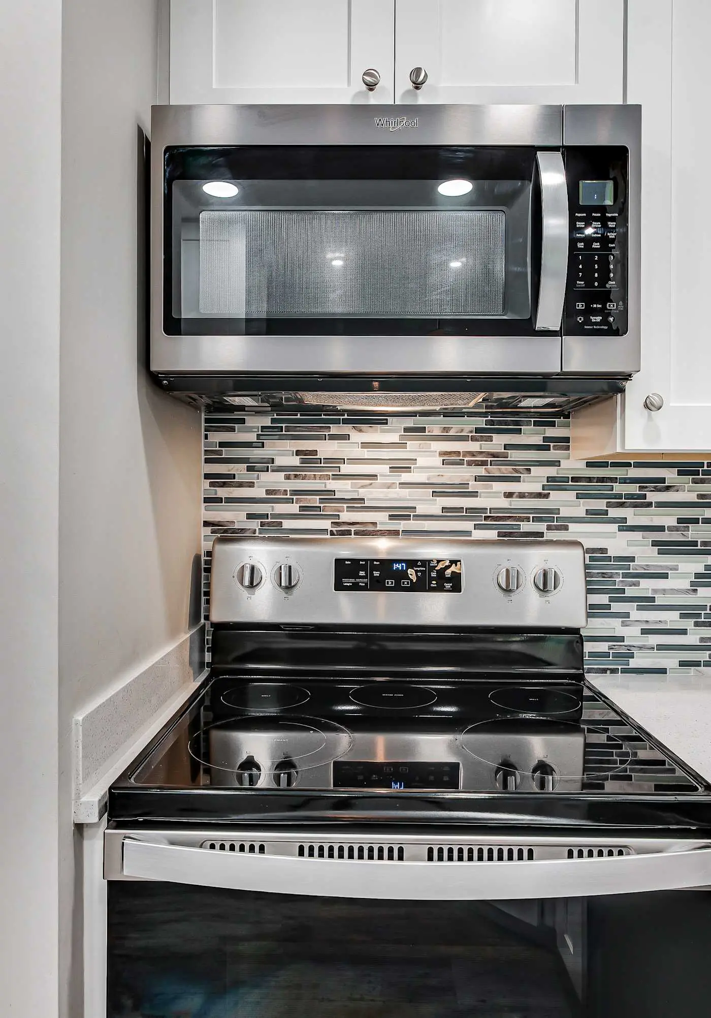 Exclusive 2BR: Beach, Pool & Tennis
