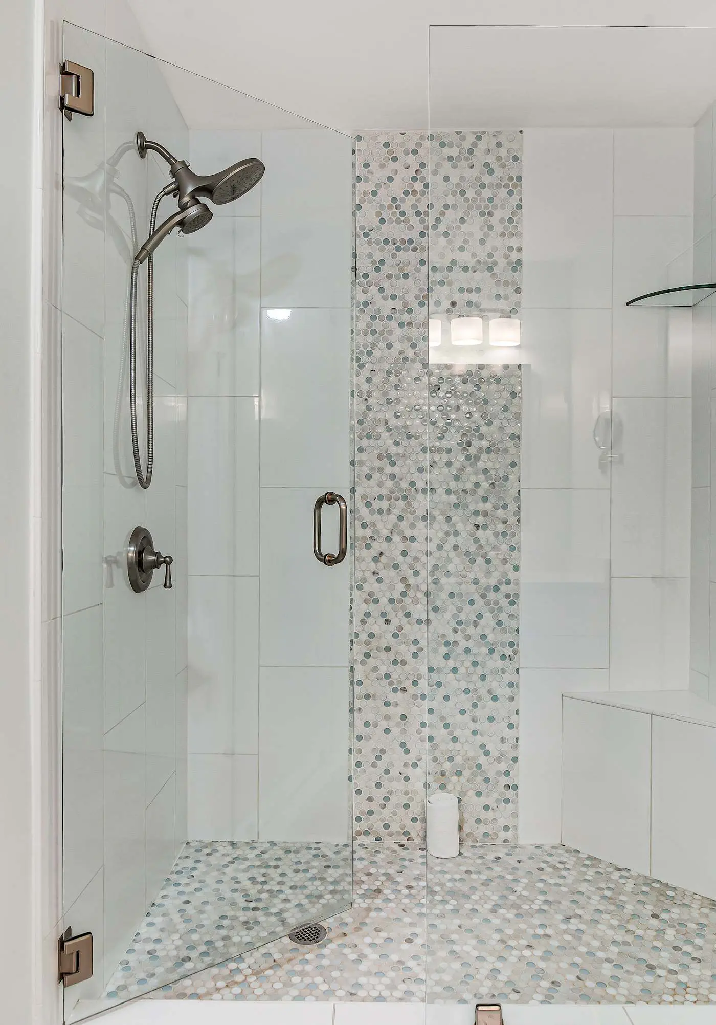 Exclusive 2BR: Beach, Pool & Tennis
