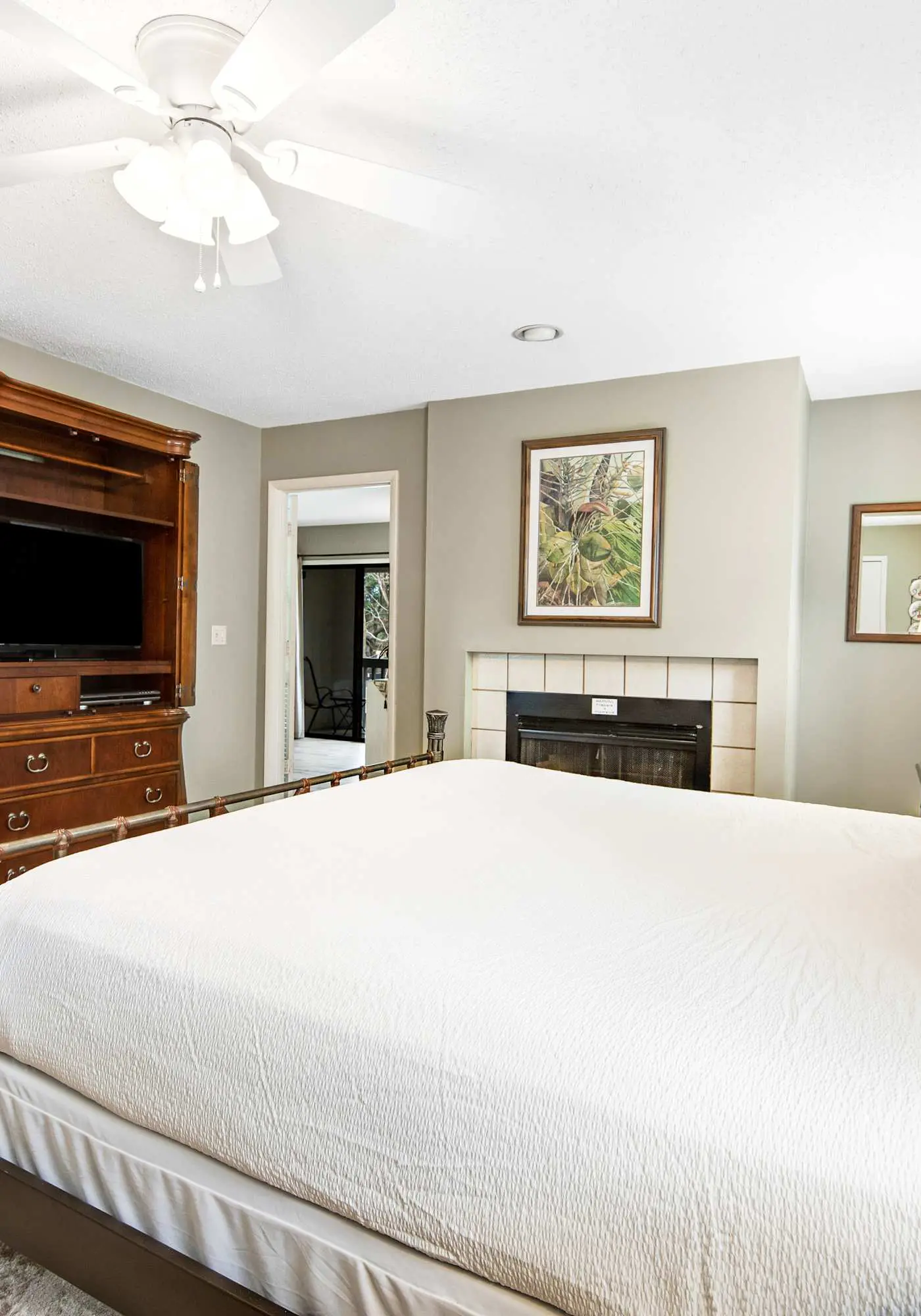 2BR villa: steps to beach & tennis courts