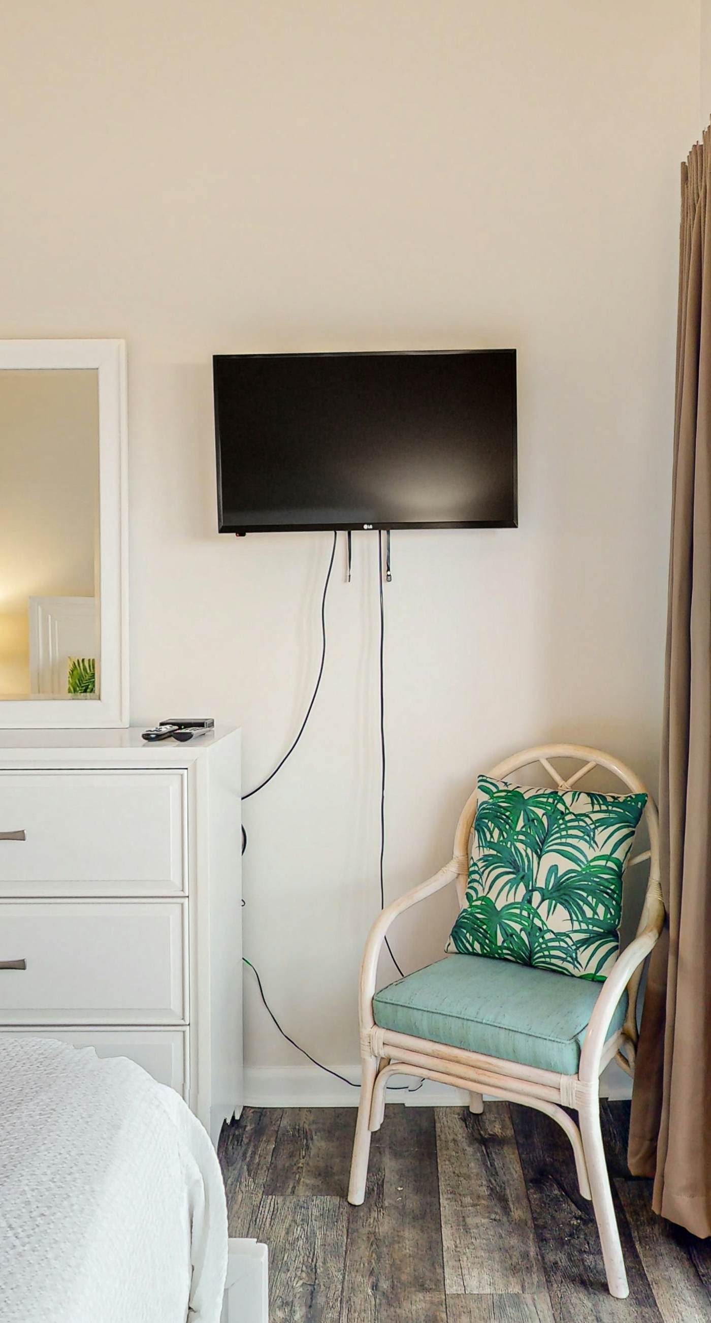 Corner Gulffront Condo with Massive Balcony