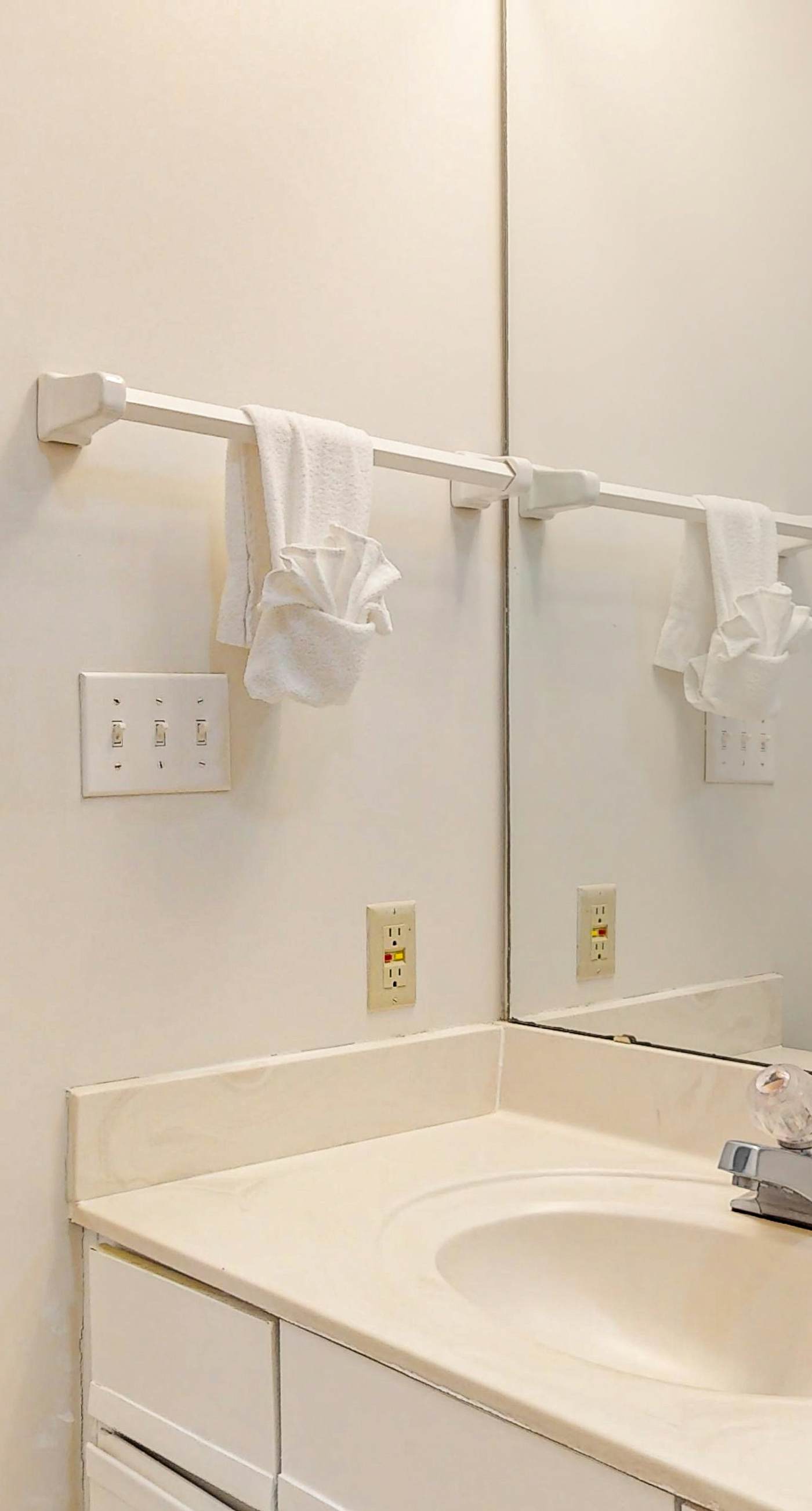 Corner Gulffront Condo with Massive Balcony