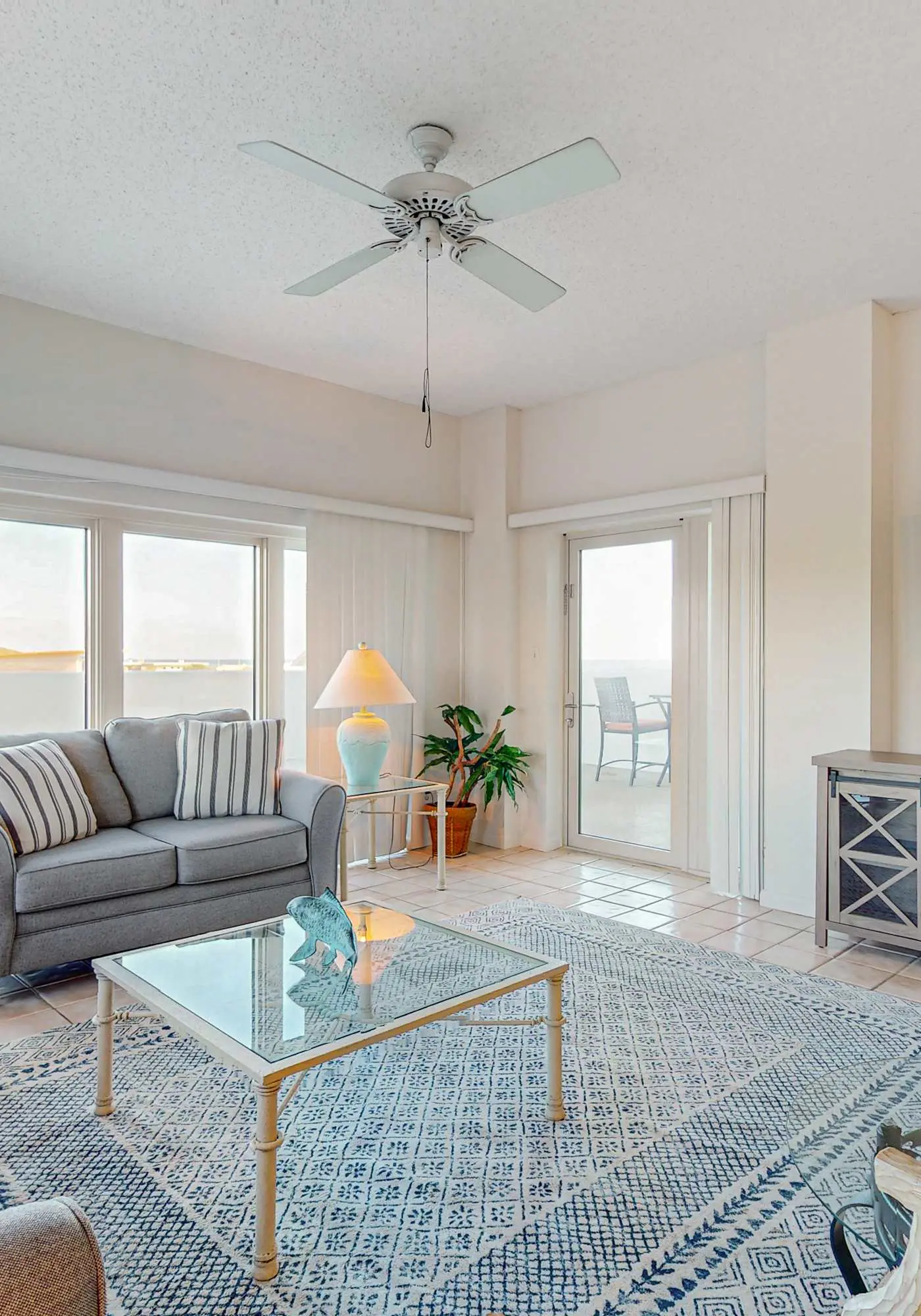 Beachfront luxury with panoramic Gulf views