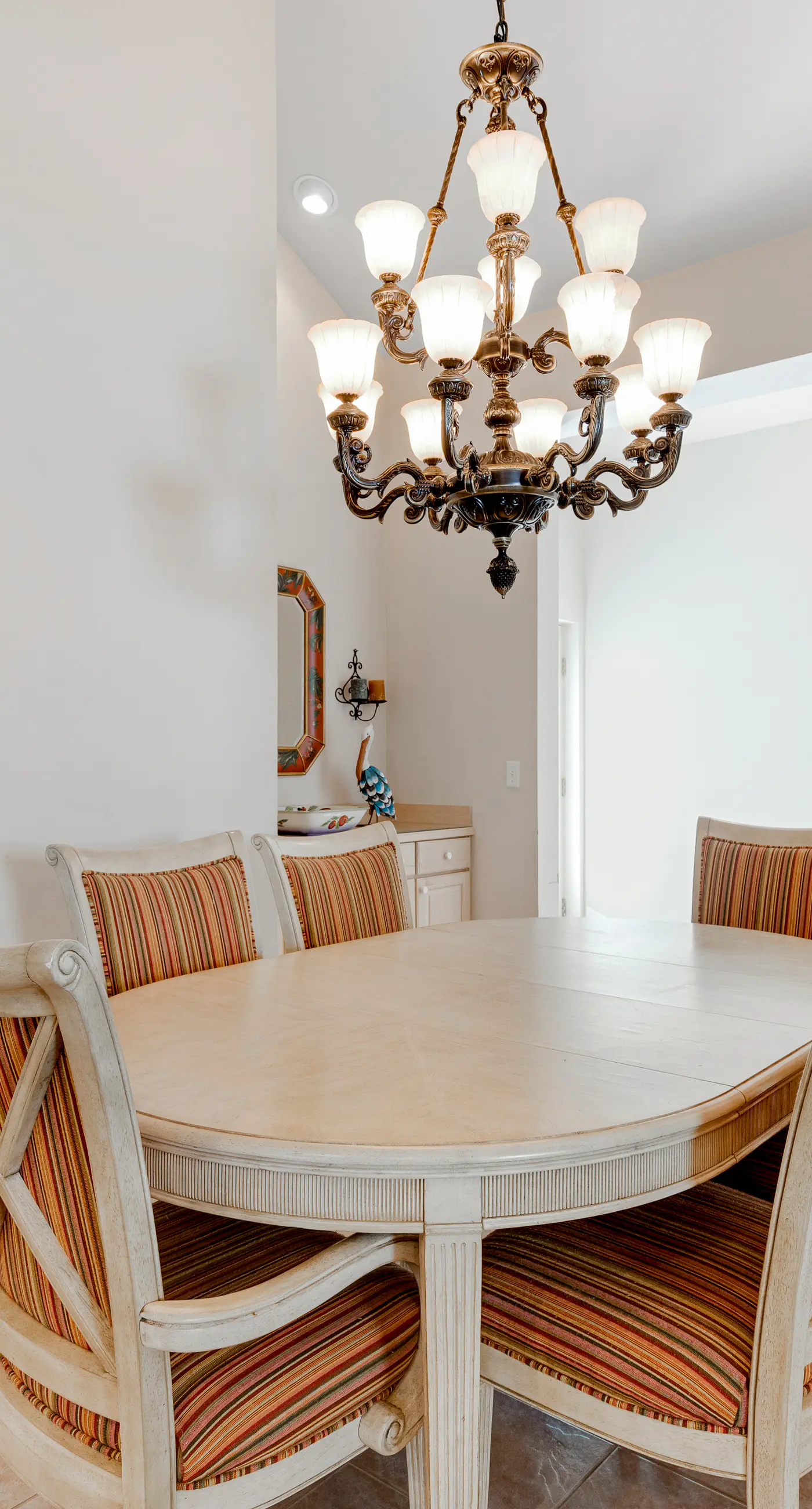 3BR Home with Private Hot Tub Near Beach