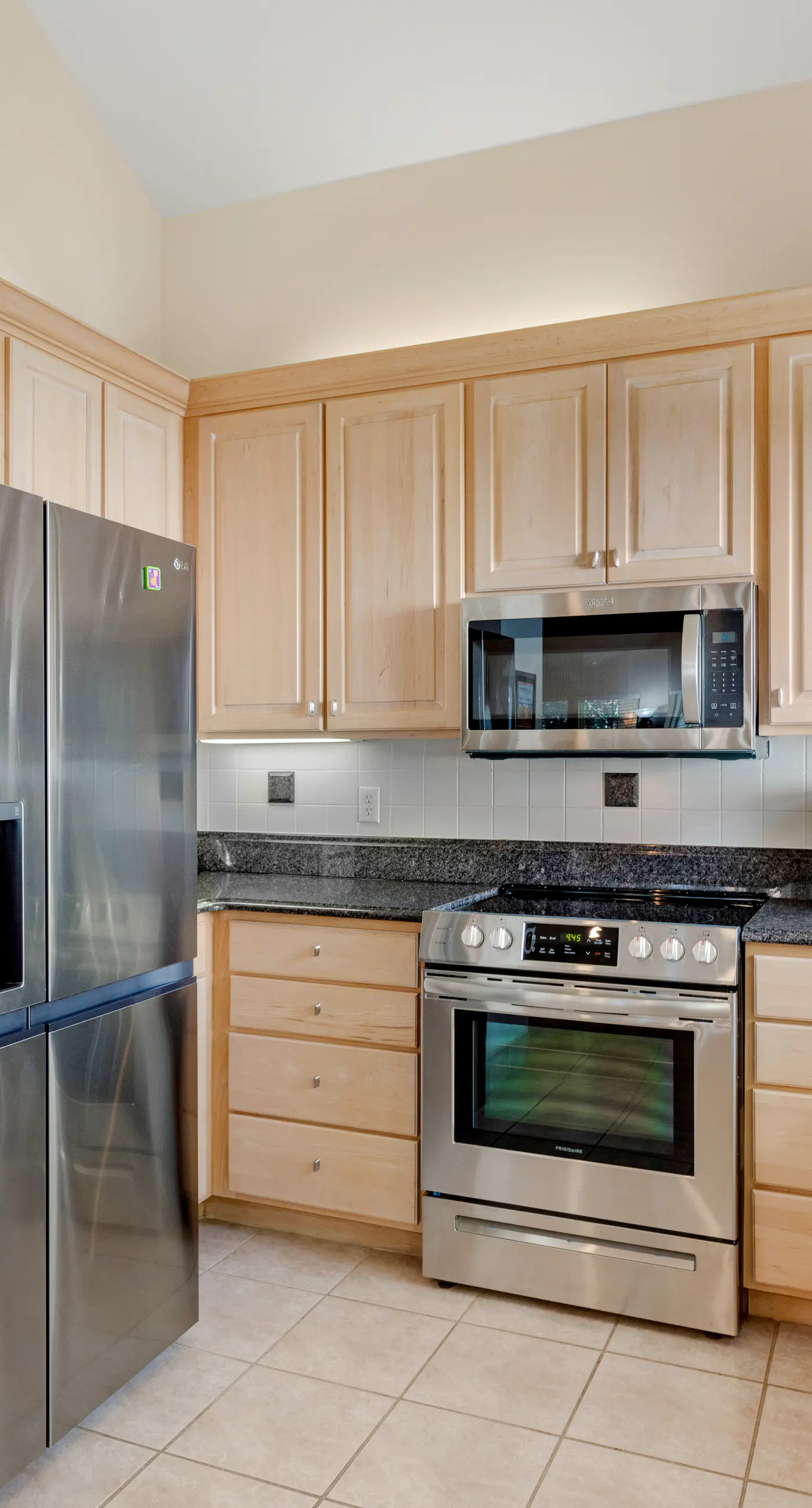 3BR Home with Private Hot Tub Near Beach