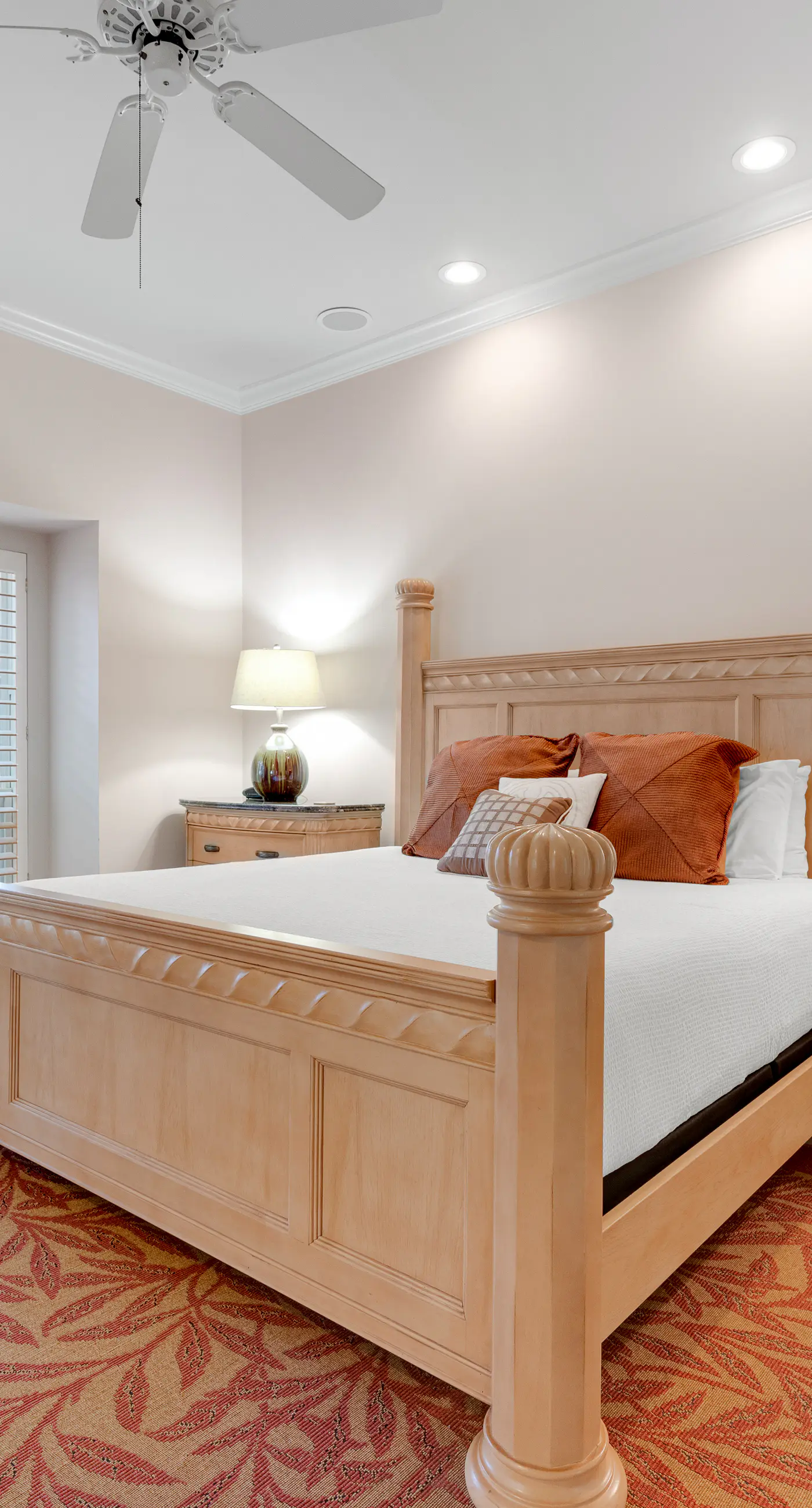 3BR Home with Private Hot Tub Near Beach