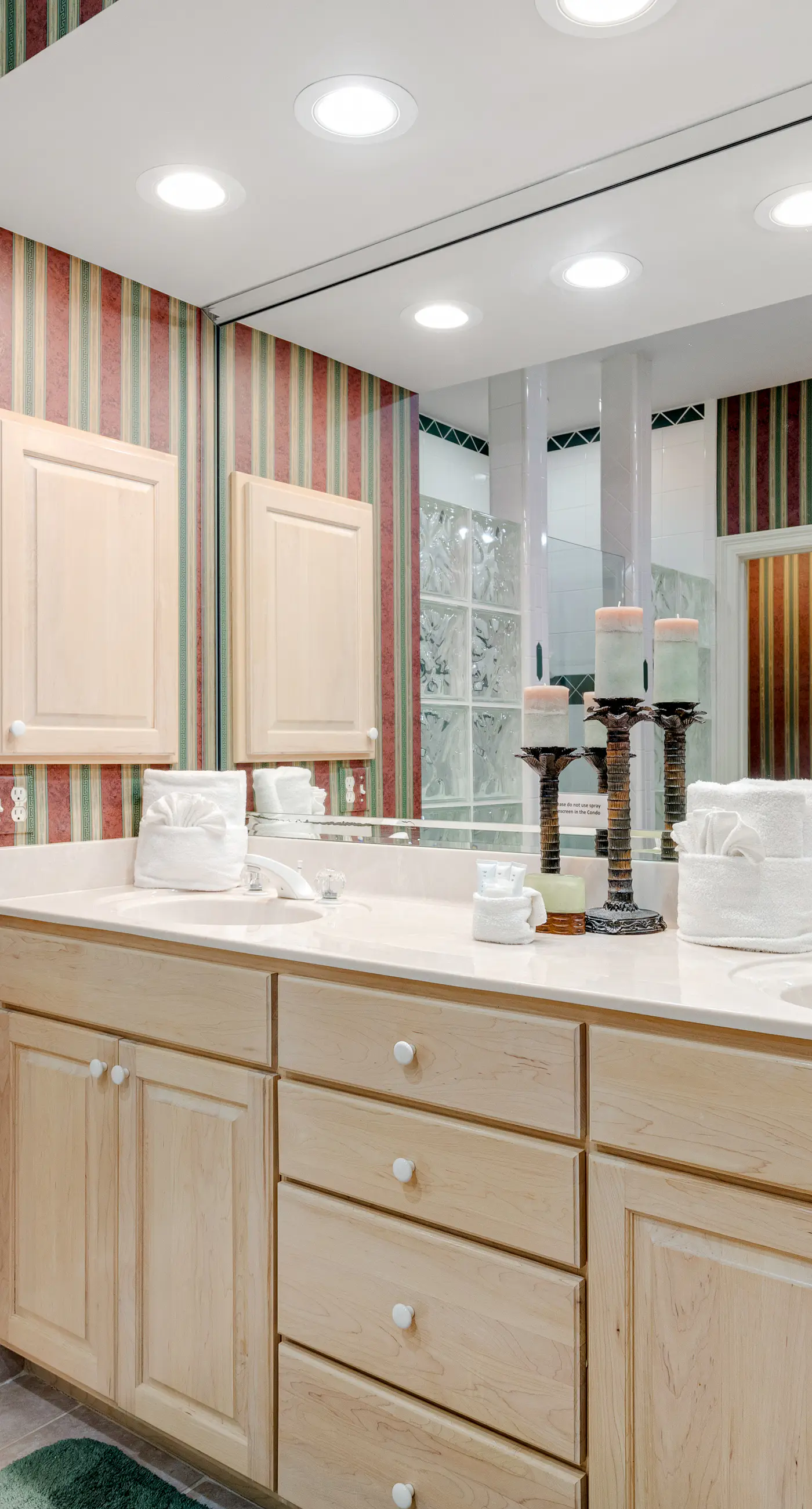 3BR Home with Private Hot Tub Near Beach