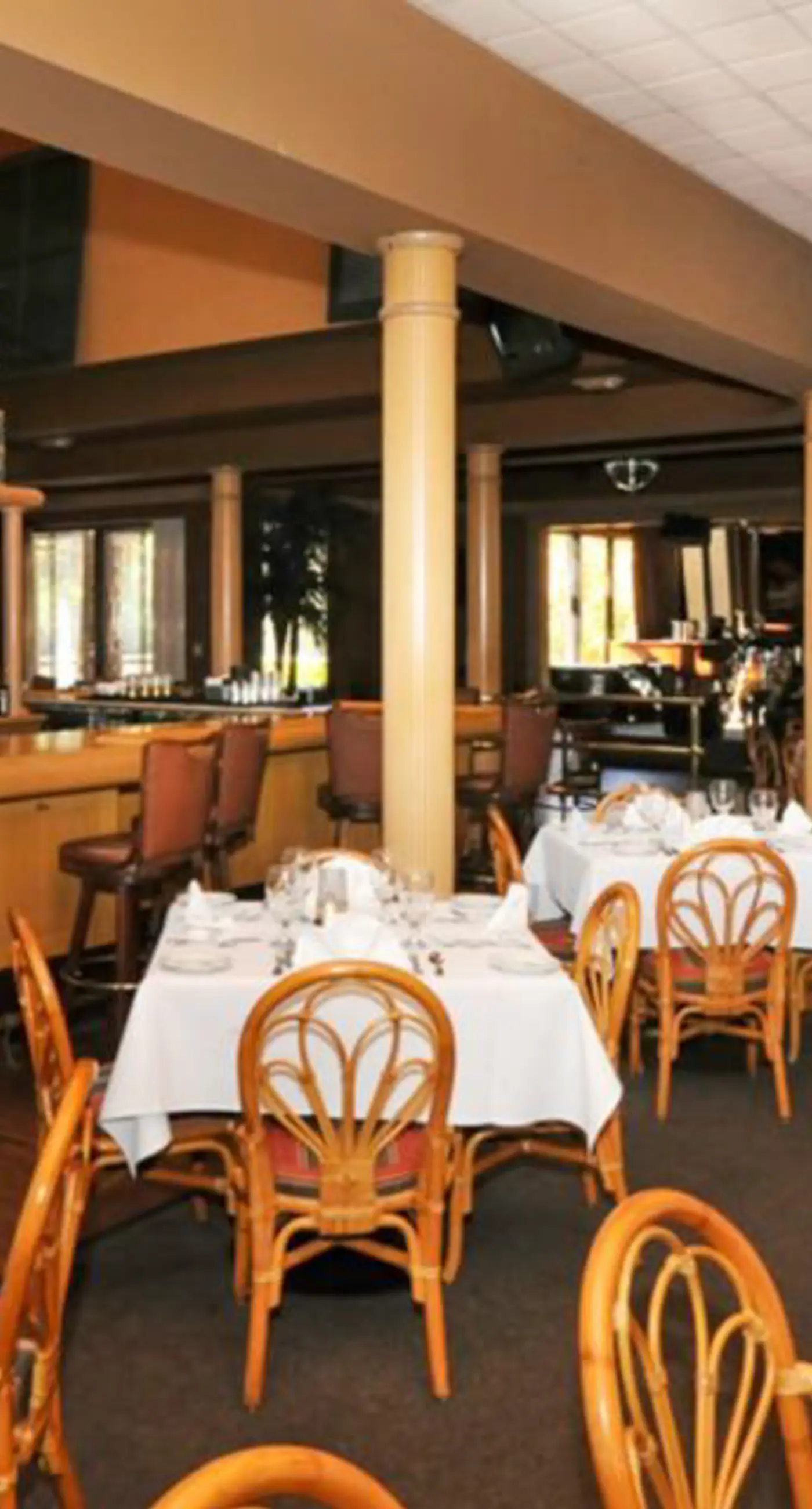 3BR Home with Private Hot Tub Near Beach