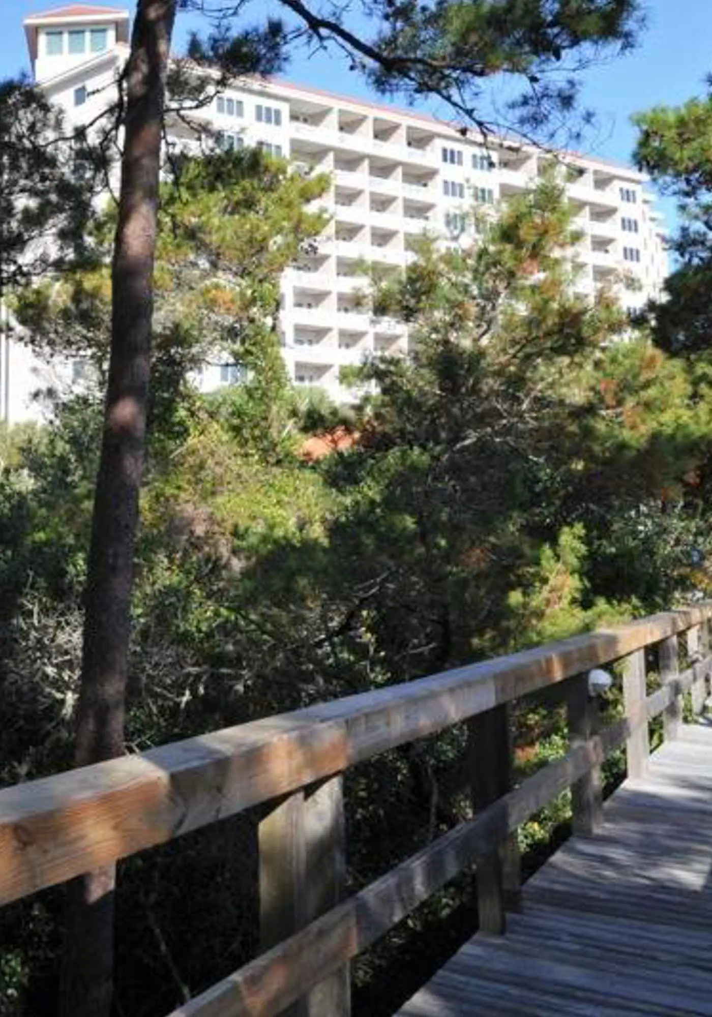 2BR Gulf View Condo: Steps to Beach & Pool