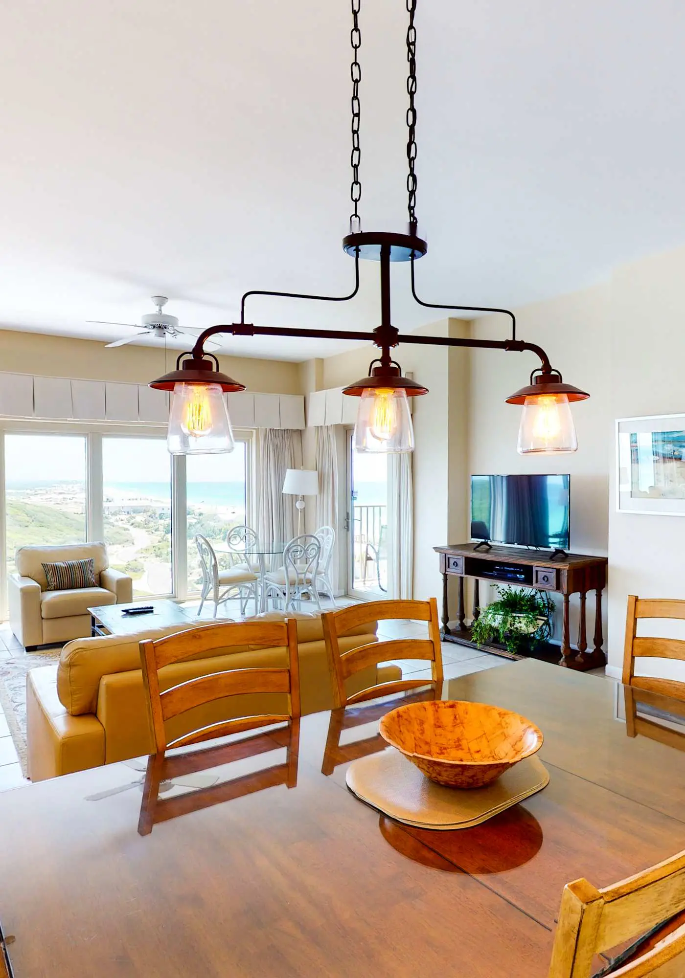 2BR Gulf View Condo: Steps to Beach & Pool