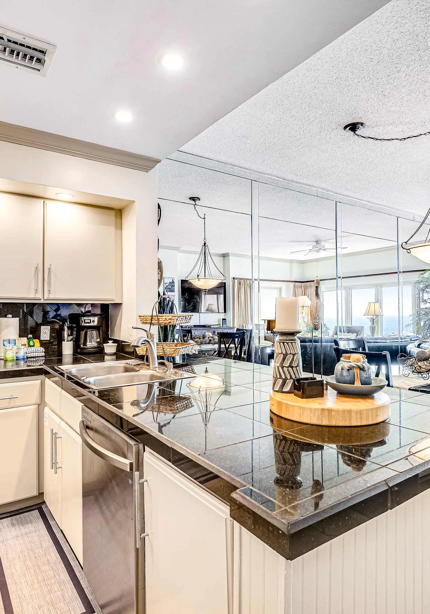 2BR beachfront villa with Gulf views