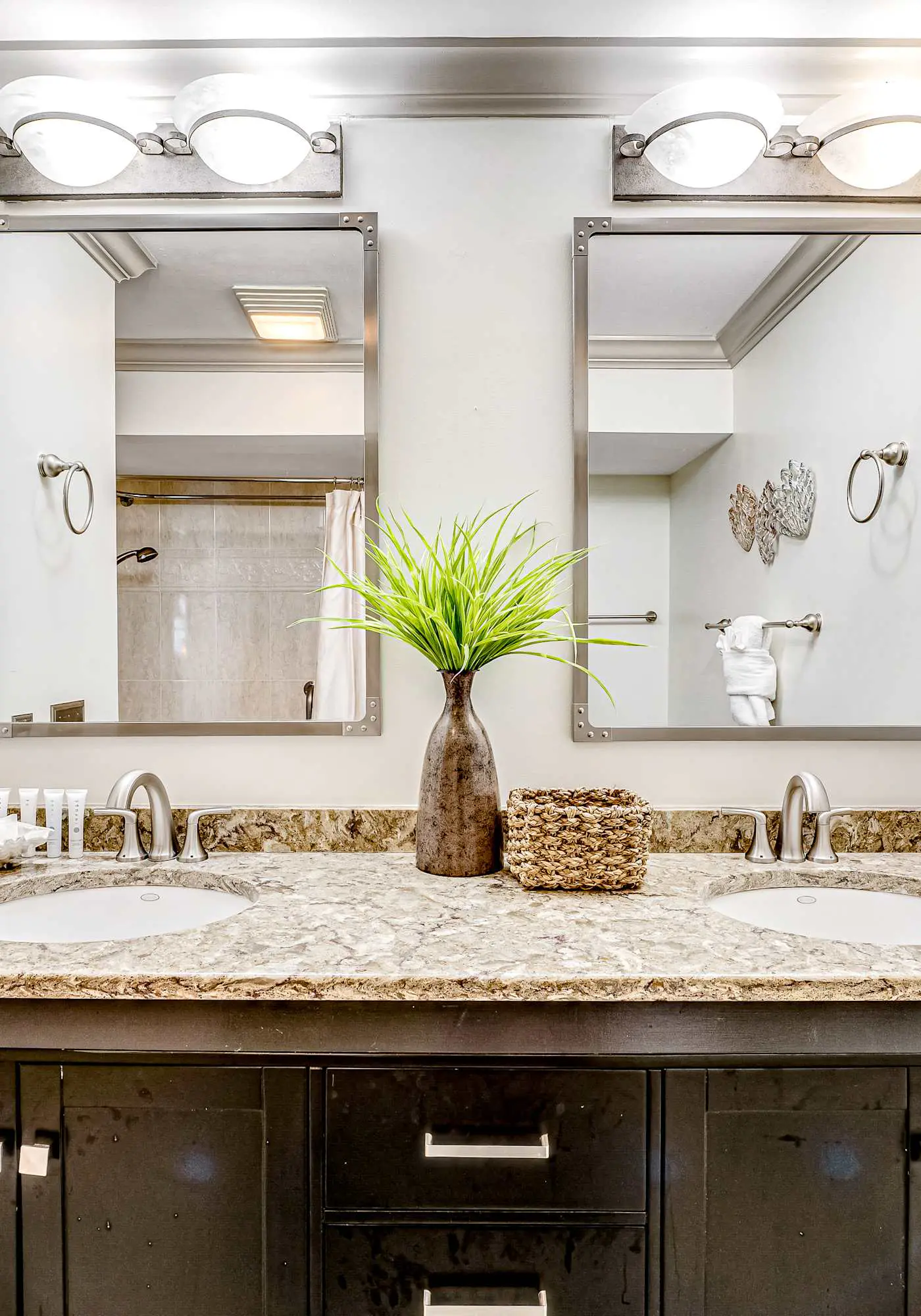 2BR beachfront villa with Gulf views