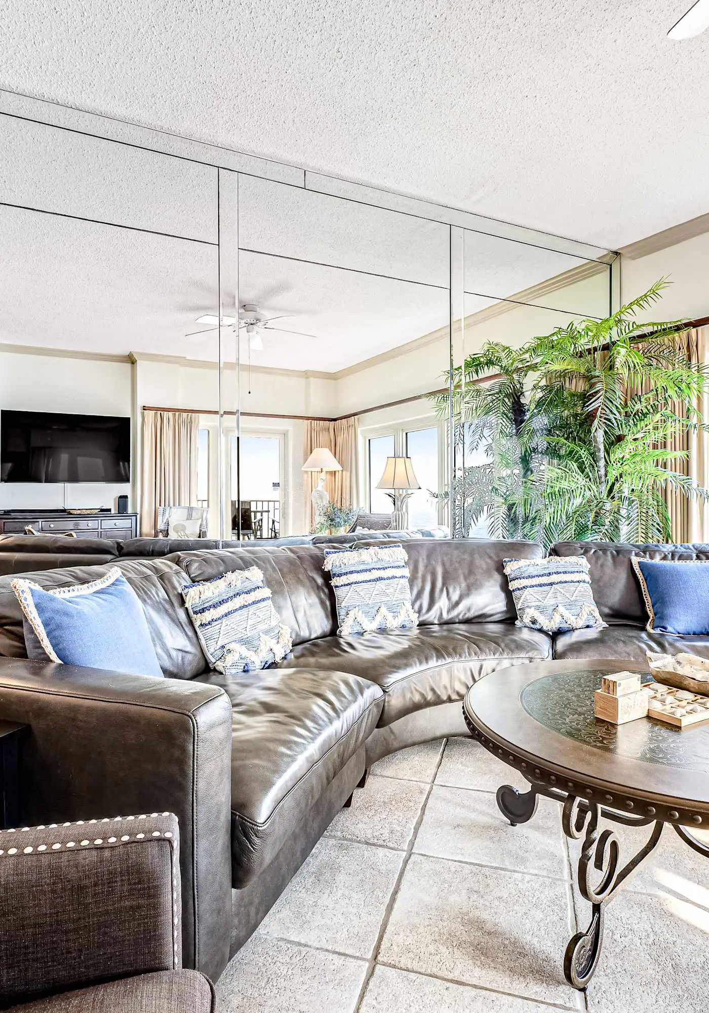 2BR beachfront villa with Gulf views