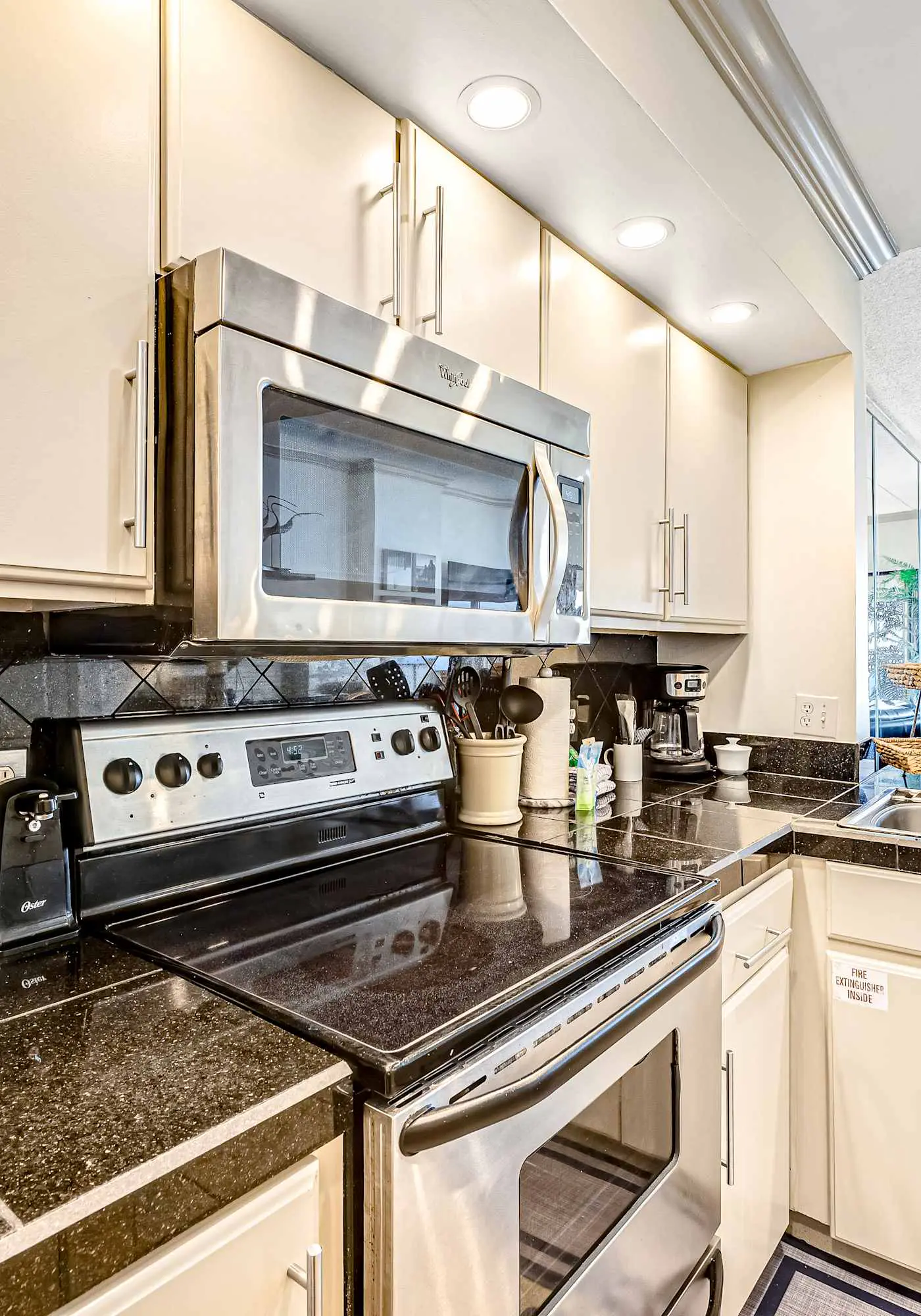 2BR beachfront villa with Gulf views