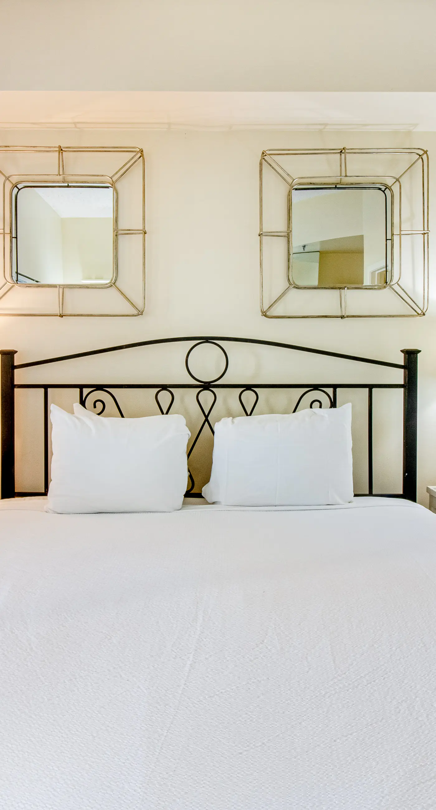 Gulf-Front Condo with Pool and Hot Tub