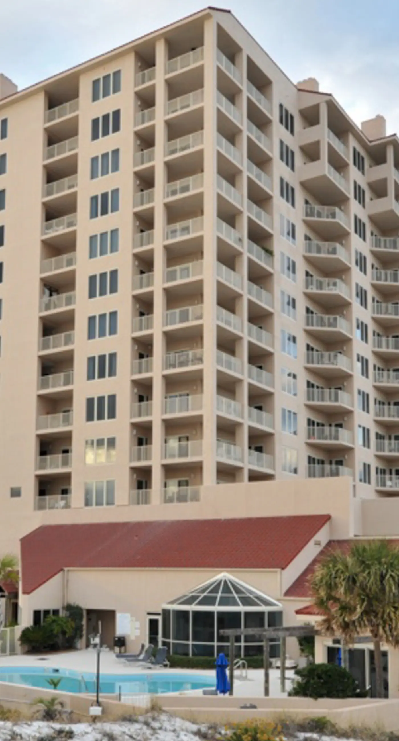 Gulf-Front Condo with Pool and Hot Tub