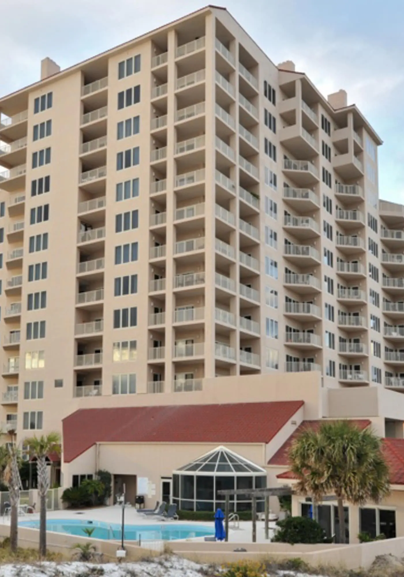 2BR Gulf-front condo w/ private balconies