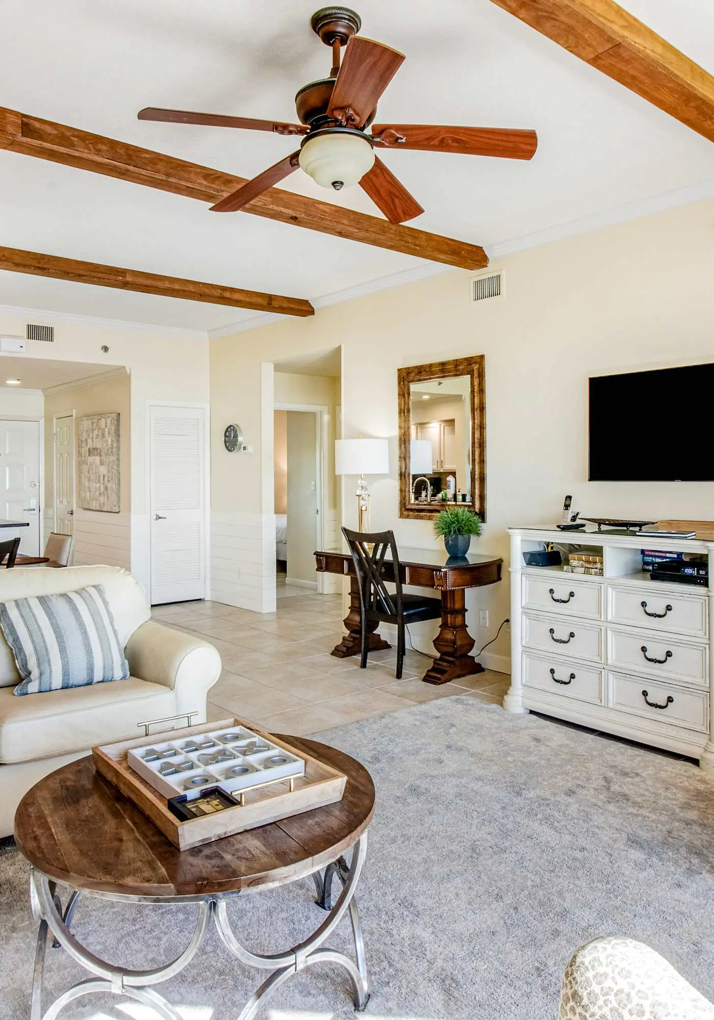 2BR Gulf-front condo w/ private balconies