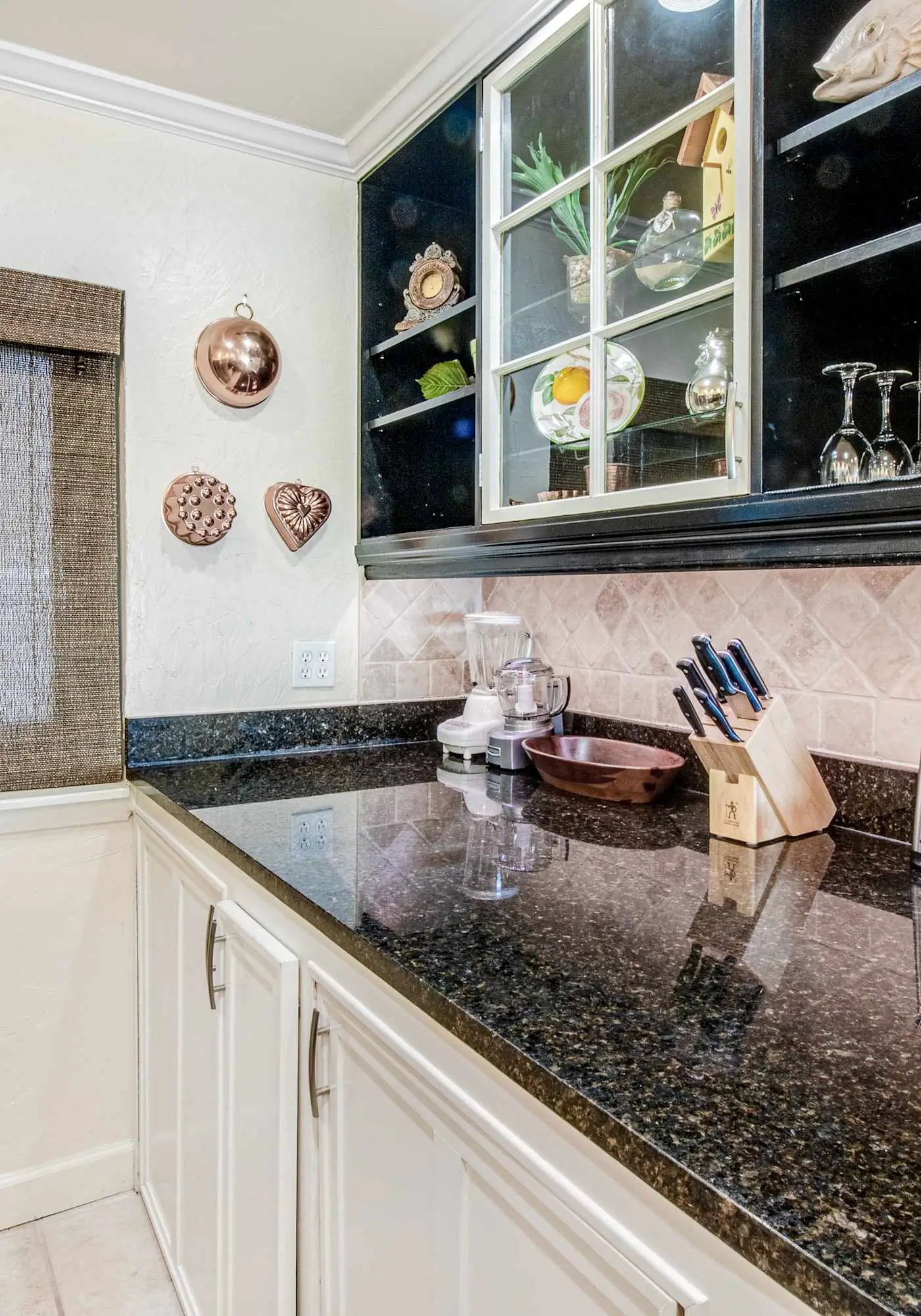 2BR Gulf-front condo w/ private balconies