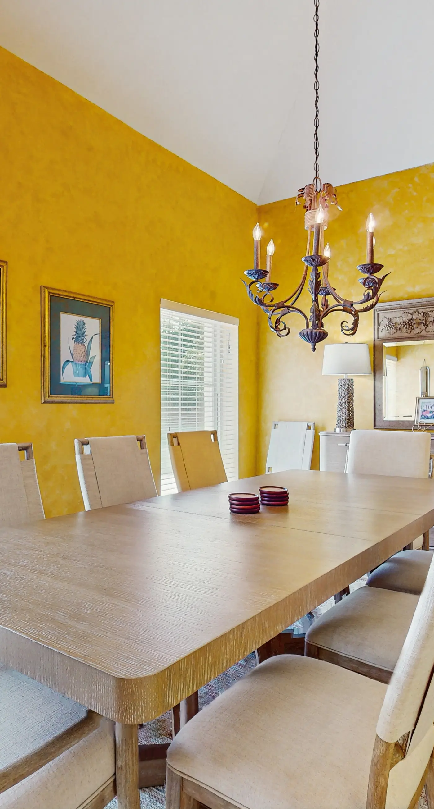 3BR villa, heated pool & beach access