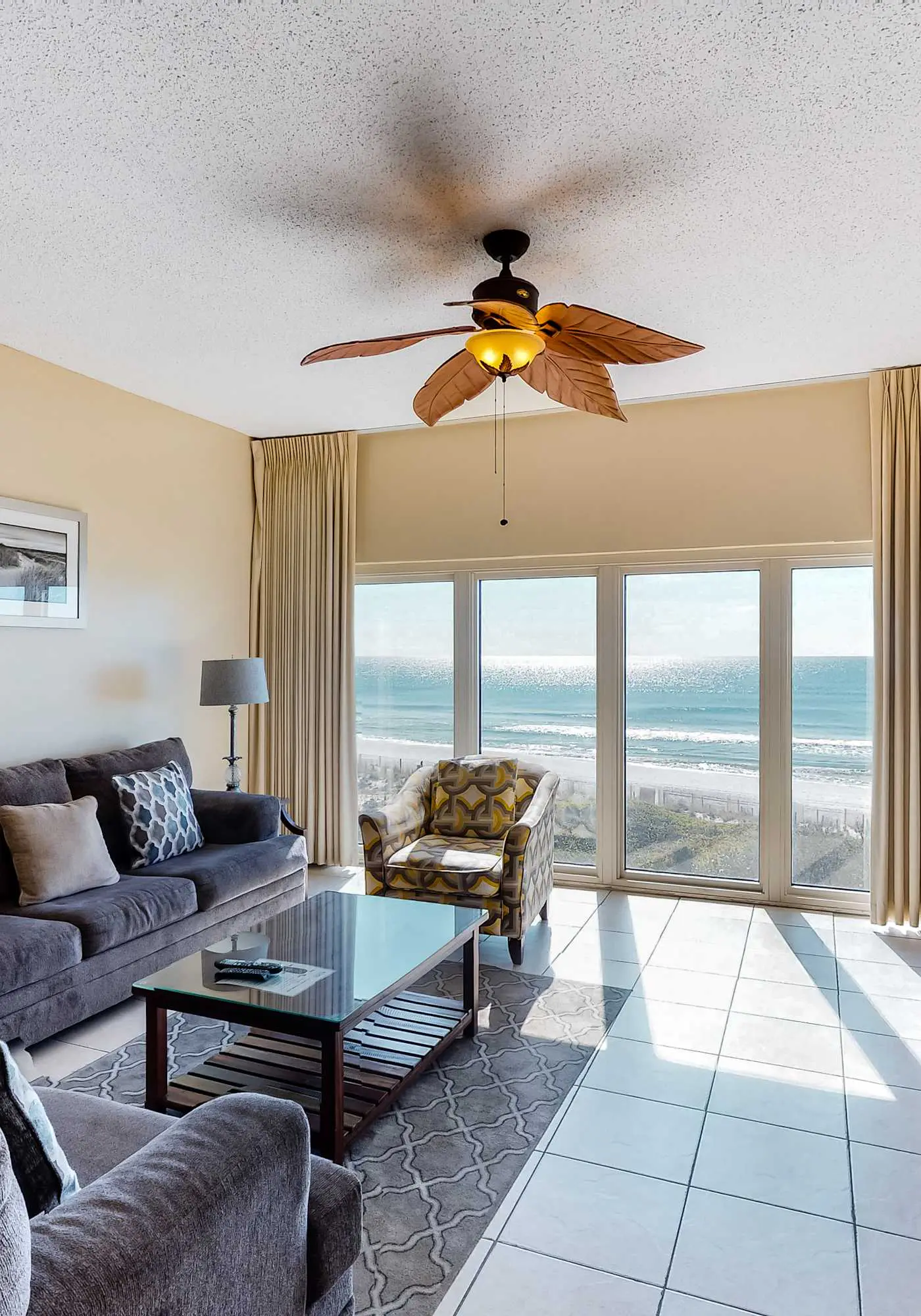 Beachfront condo with Gulf views & private balcony