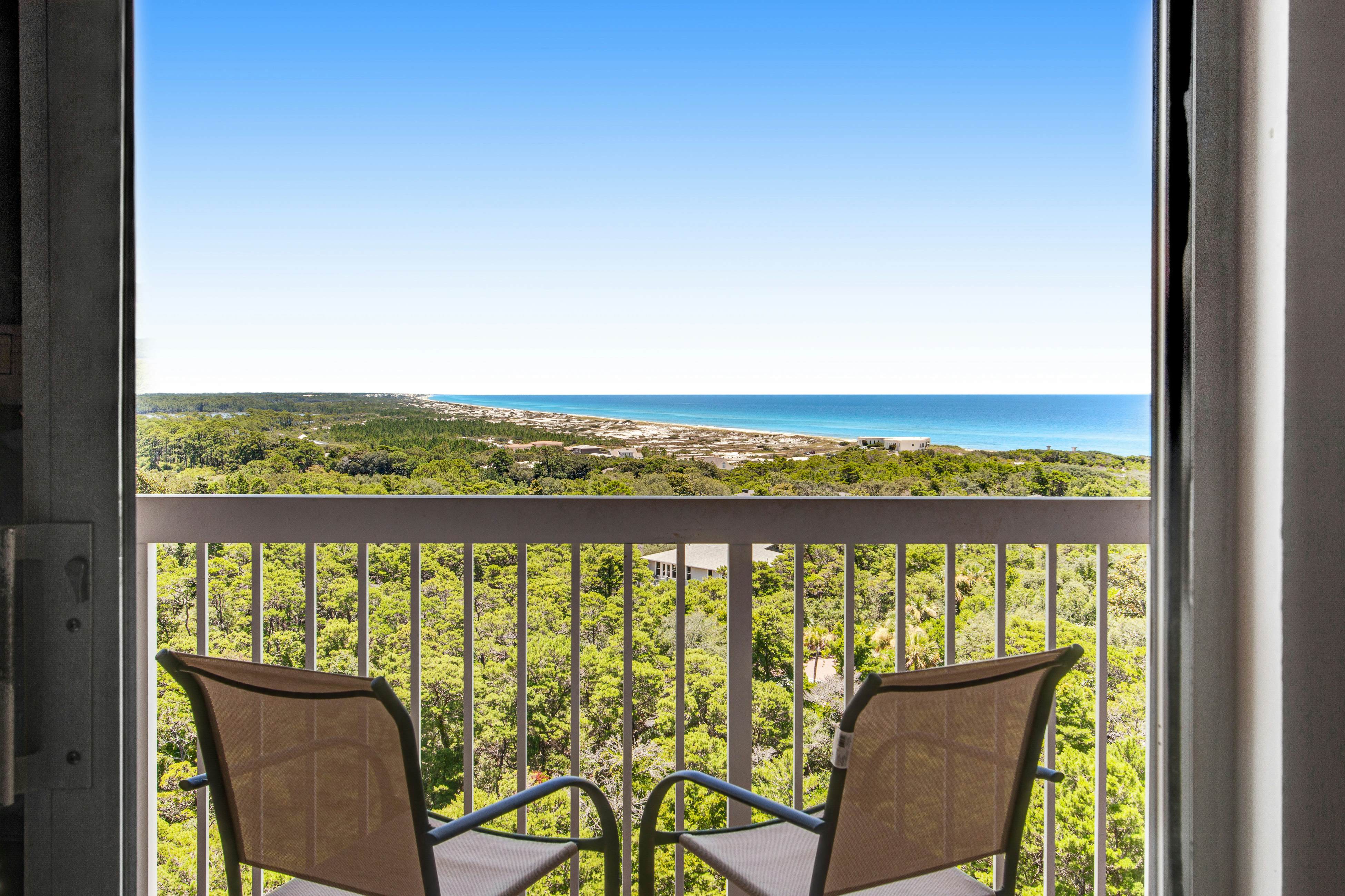 Pleasant Beach Studio with Ocean Views and Pool