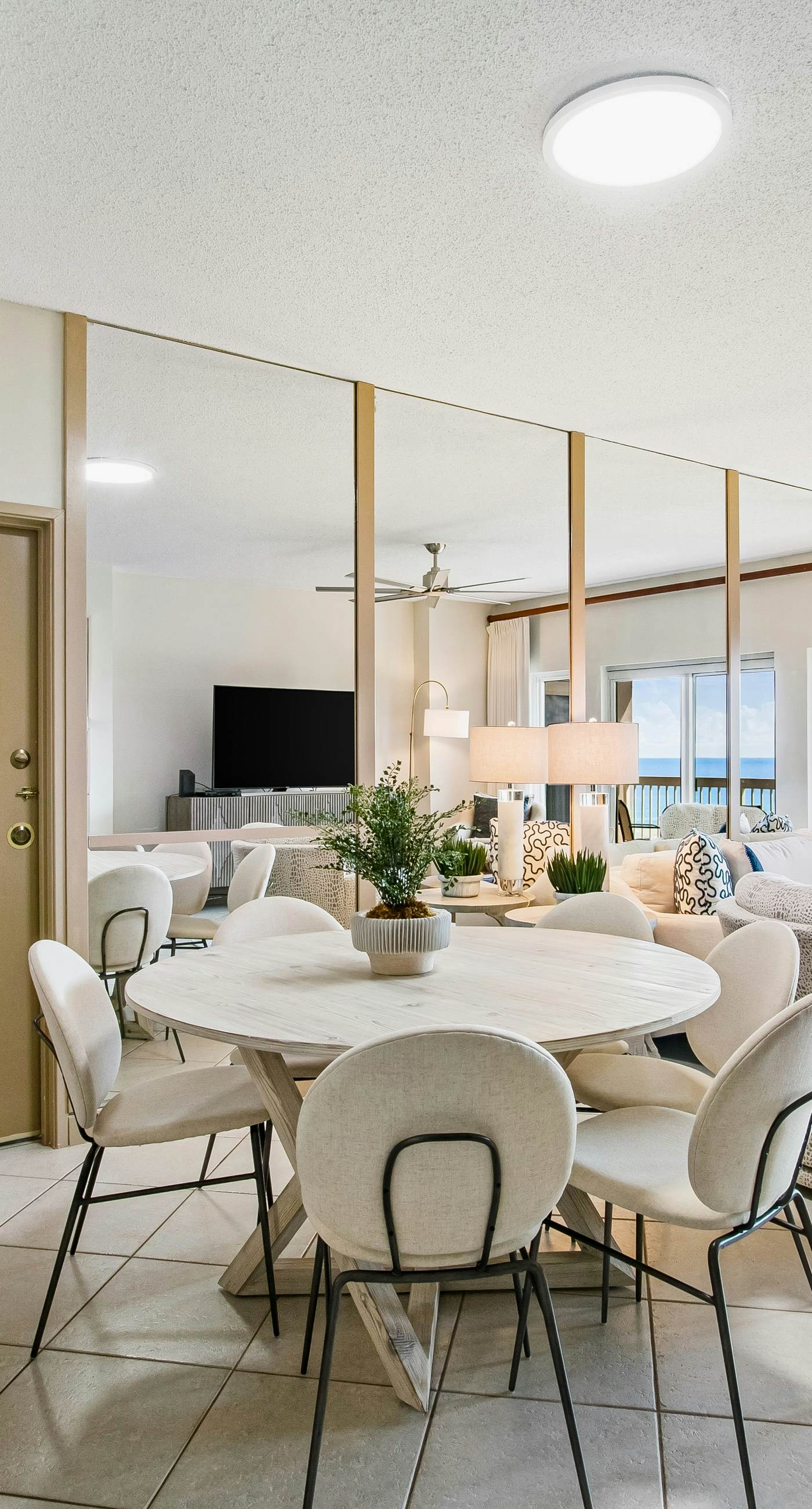 10th-Floor Gulf View Condo with Resort Pools