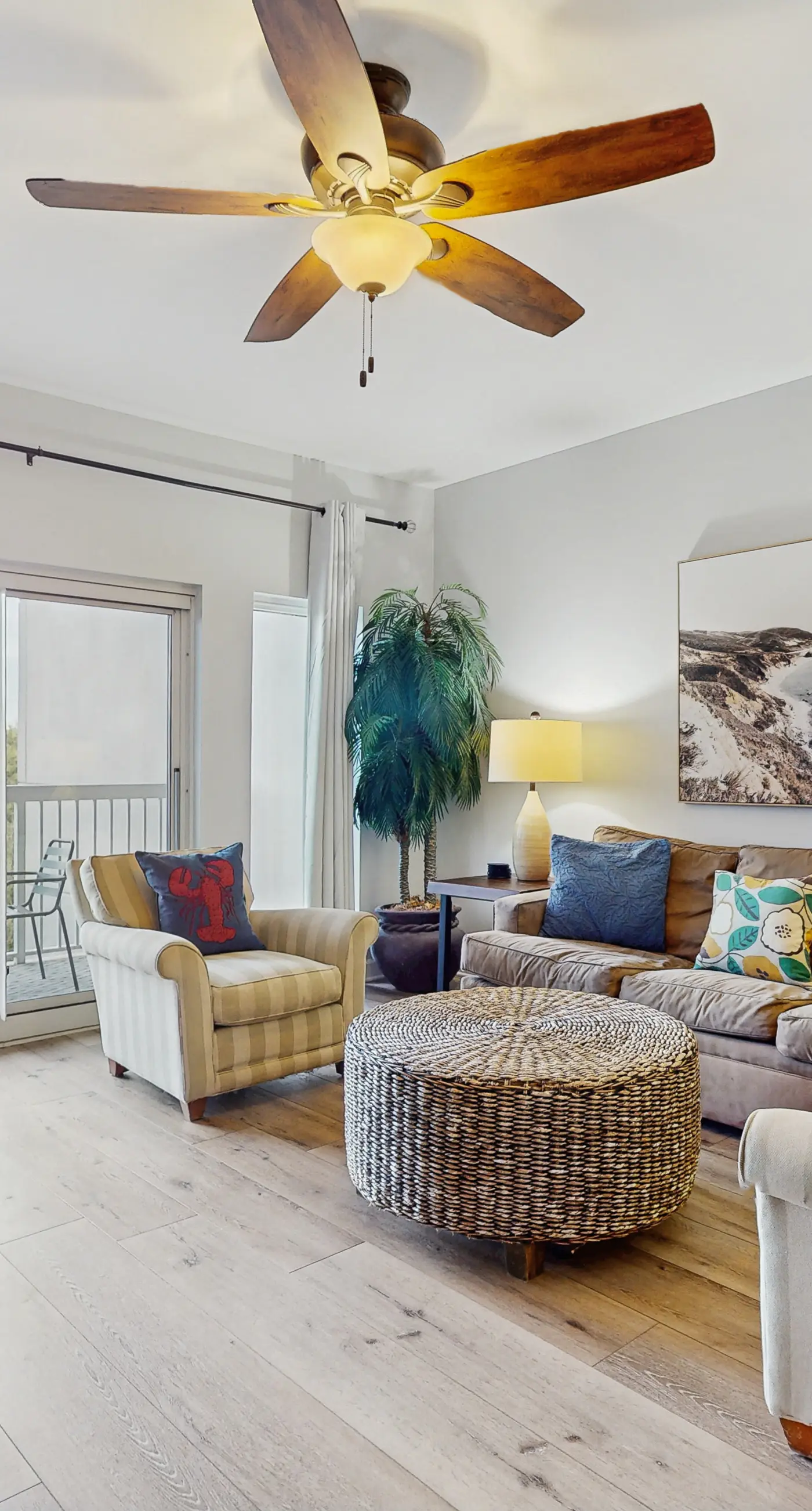 Gulf-Front Condo with Pools Hot Tub and Tennis