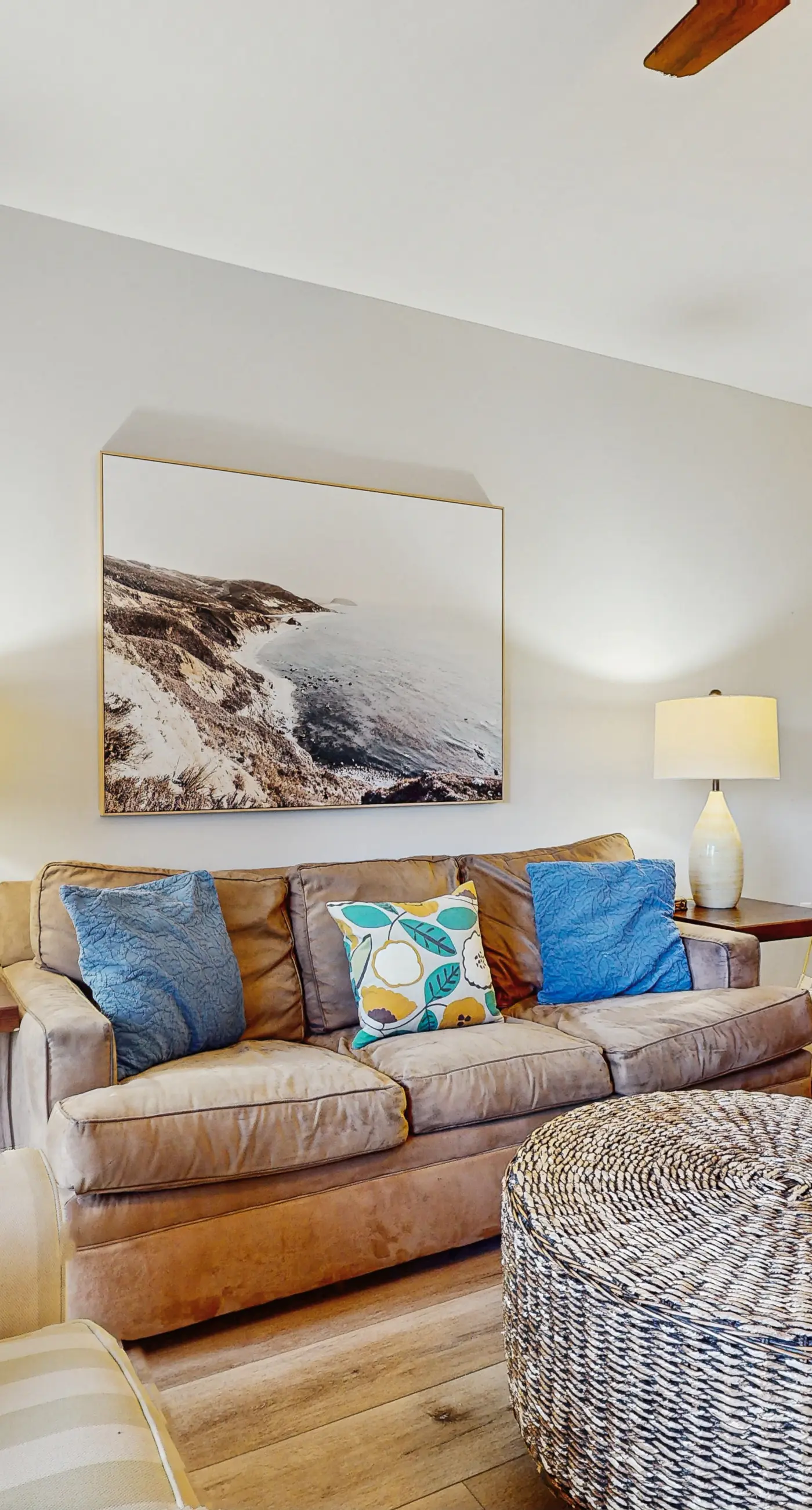 Gulf-Front Condo with Pools Hot Tub and Tennis