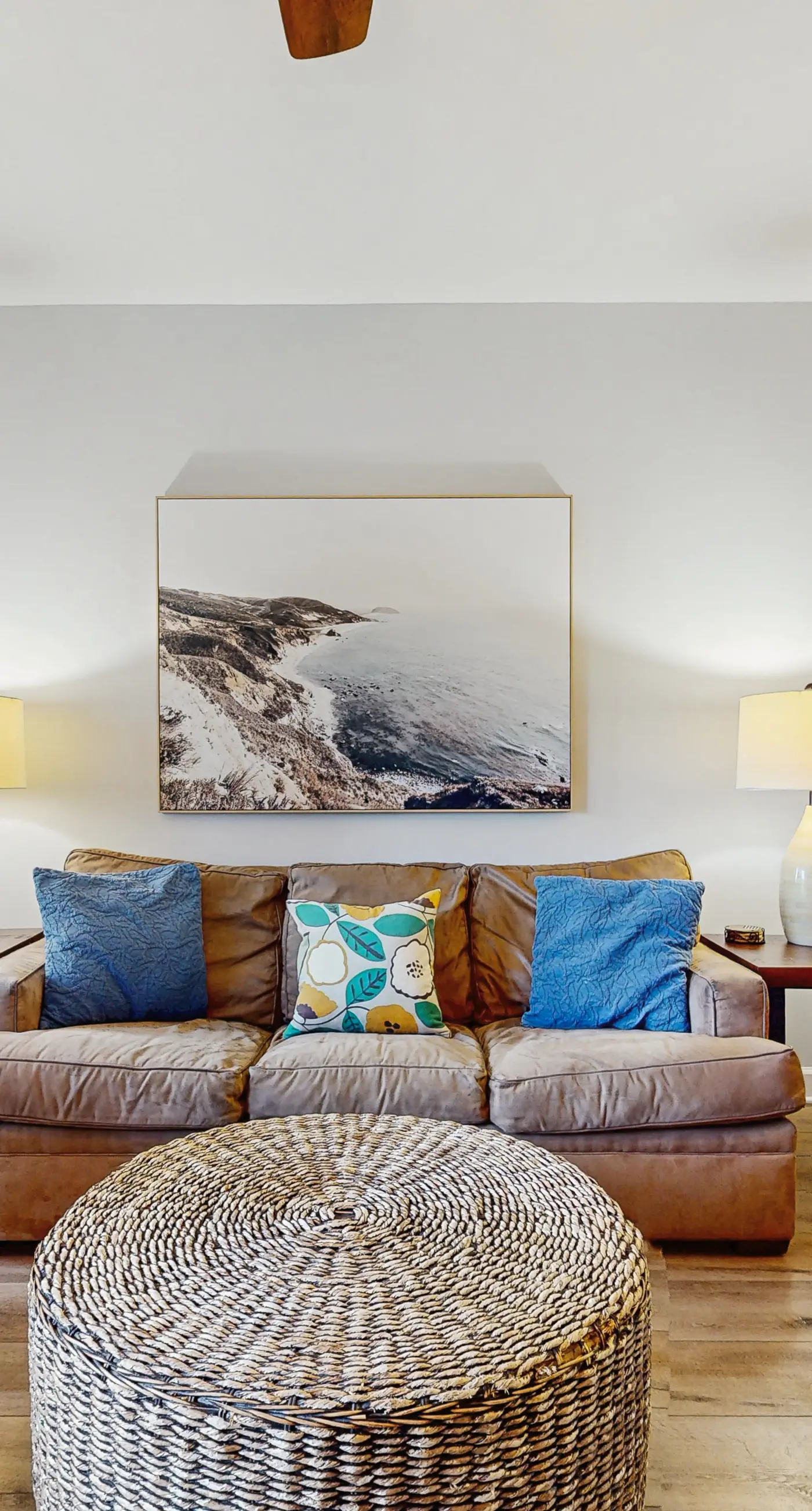 Gulf-Front Condo with Pools Hot Tub and Tennis